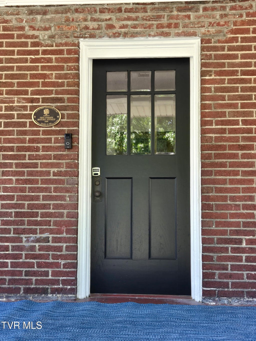 Photo of 428 Maple Street, Johnson City, TN 37604 (MLS # 9996862)