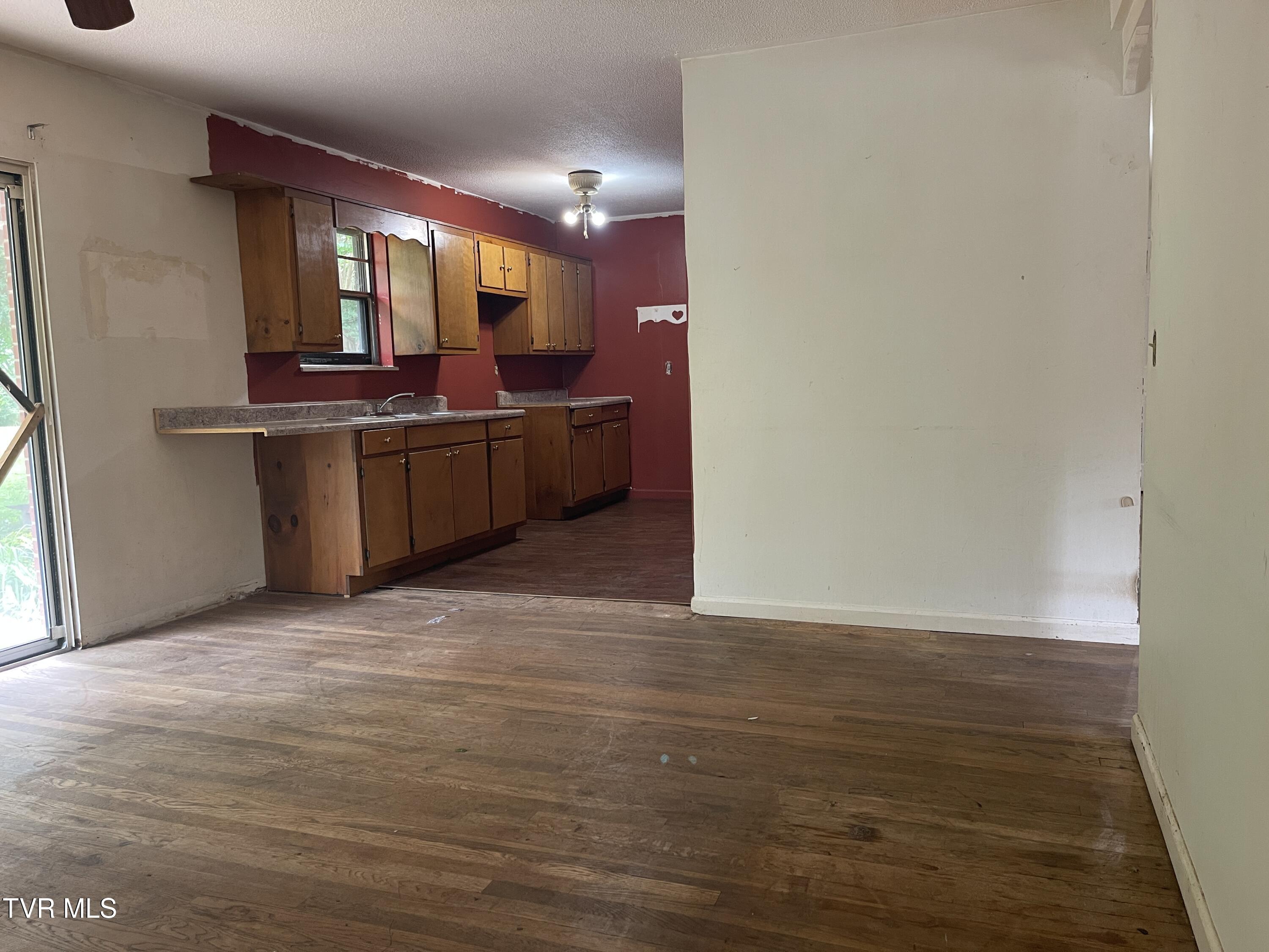 2709 Oak Cliff Court, Johnson City, Tennessee image 27