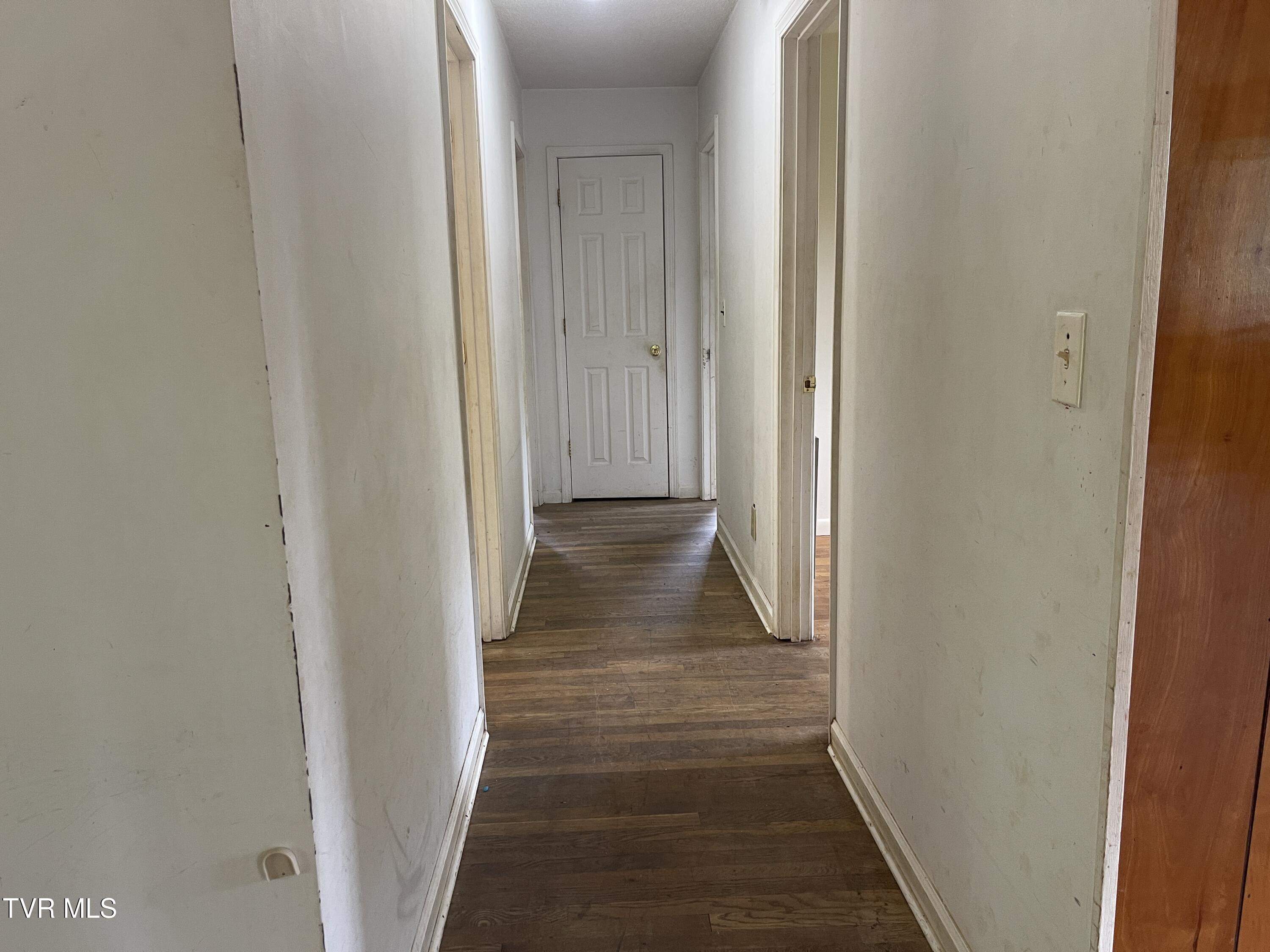 2709 Oak Cliff Court, Johnson City, Tennessee image 31