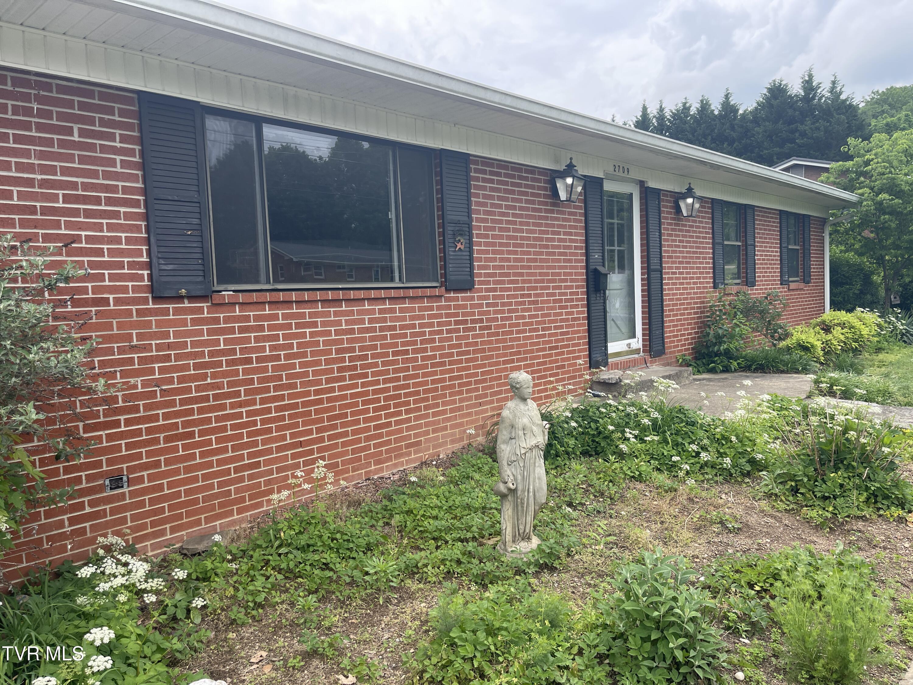 2709 Oak Cliff Court, Johnson City, Tennessee image 19