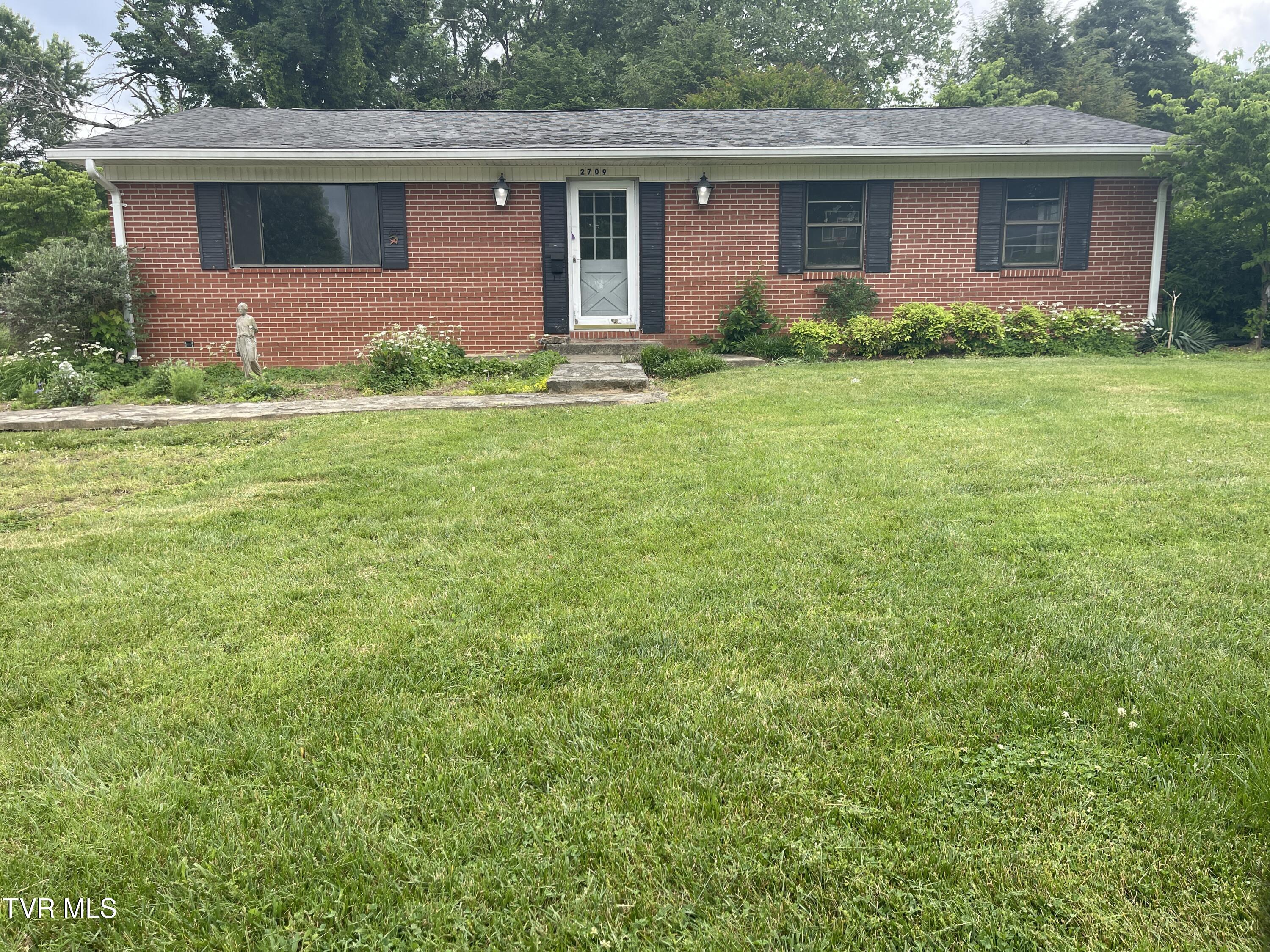 2709 Oak Cliff Court, Johnson City, Tennessee image 1