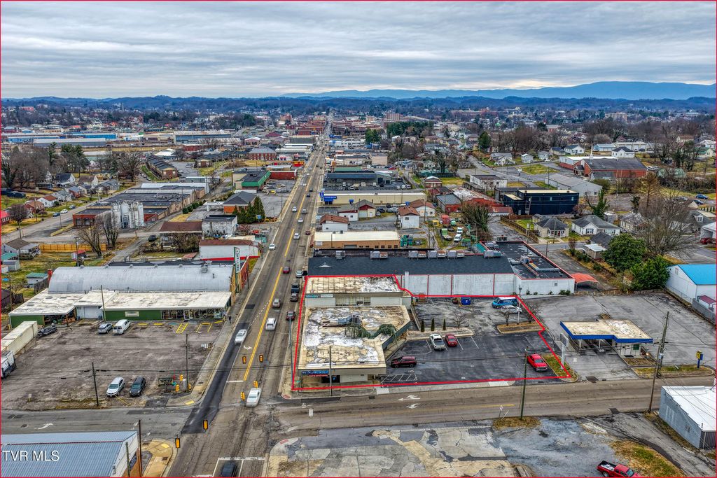 Photo of 1606 State Street, Bristol, TN 37620 (MLS # 9989596)