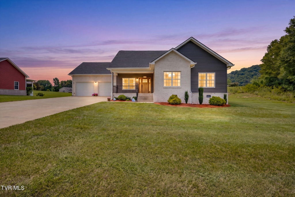 Photo of 453 Wilbur Dam Road, Elizabethton, TN 37643 (MLS # 10002216)