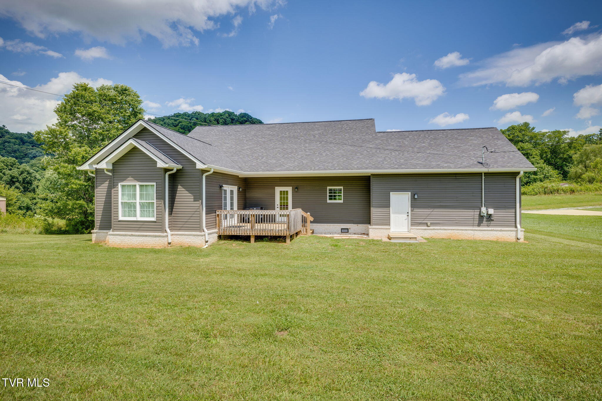 453 Wilbur Dam Road