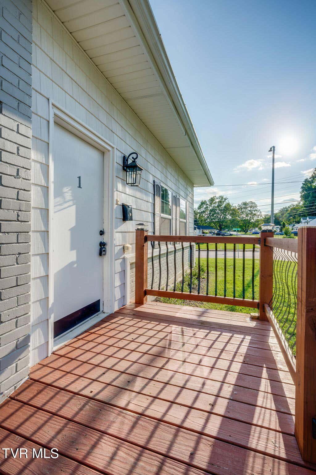 Photo of 427 Highland Avenue, Johnson City, TN 37604 (MLS # 9999863)