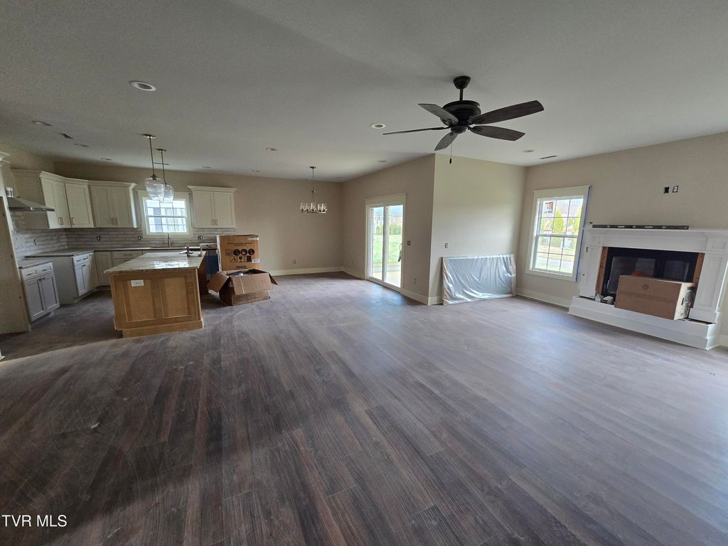 Photo of 1616 Maple Ridge Court, Kingsport, TN 37664 (MLS # 9989060)