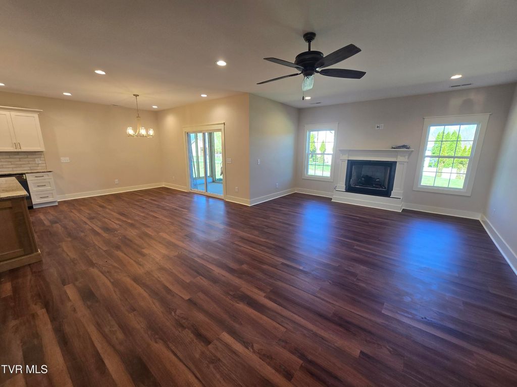 Photo of 1616 Maple Ridge Court, Kingsport, TN 37664 (MLS # 9989060)