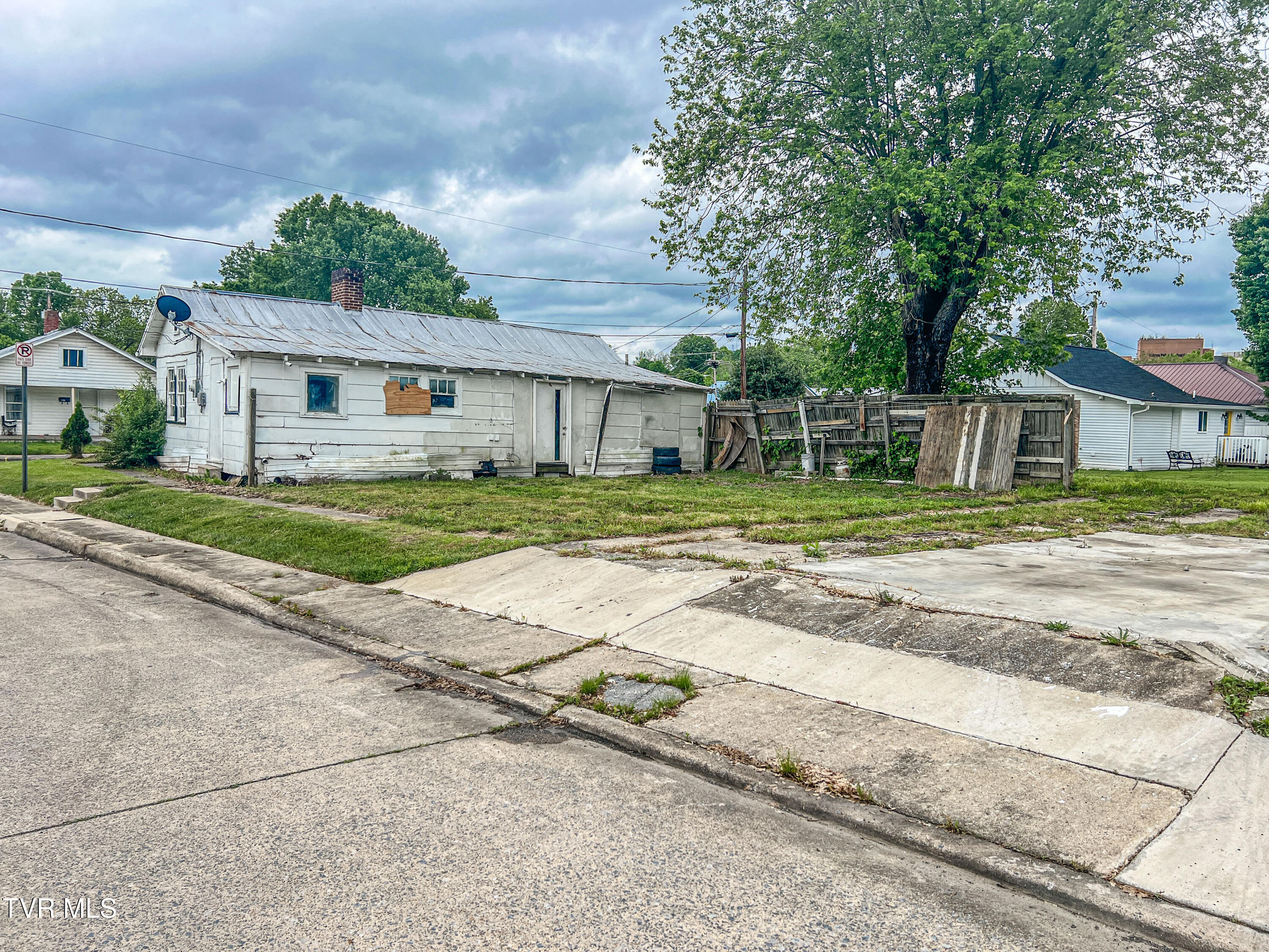 118 E Millpond Street, Kingsport, Tennessee image 4