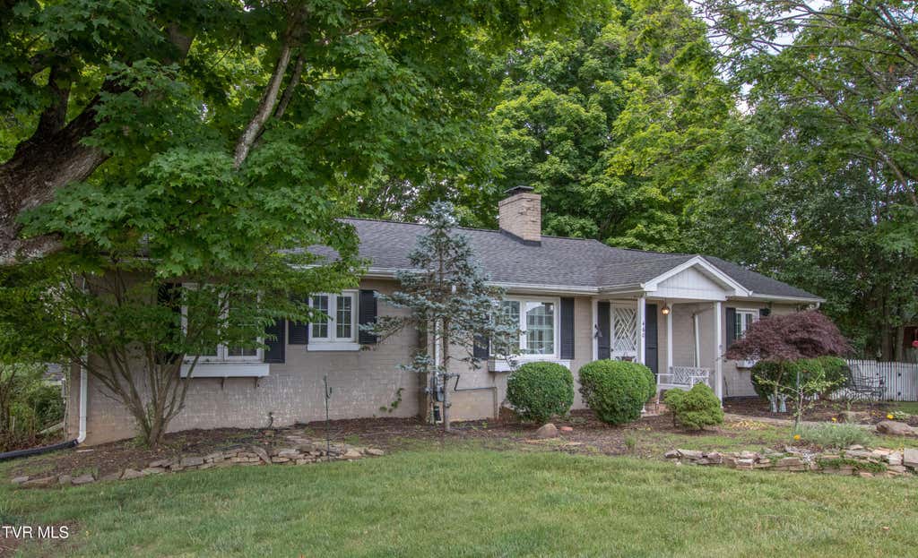 Photo of 460 Court Street, Abingdon, VA 24210 (MLS # 9997453)