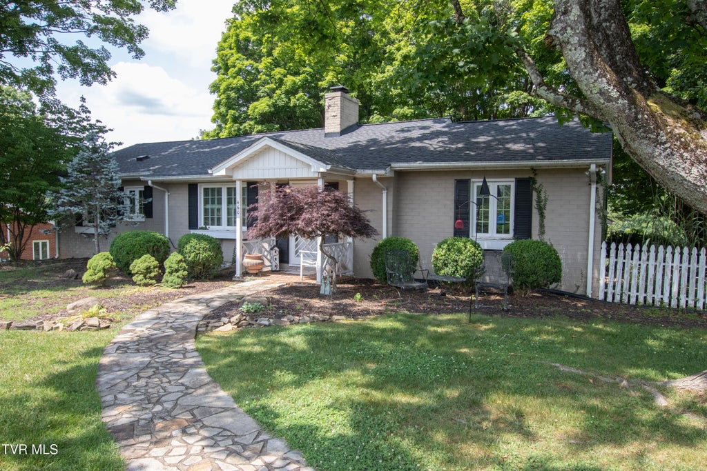 Photo of 460 Court Street, Abingdon, VA 24210 (MLS # 9997453)