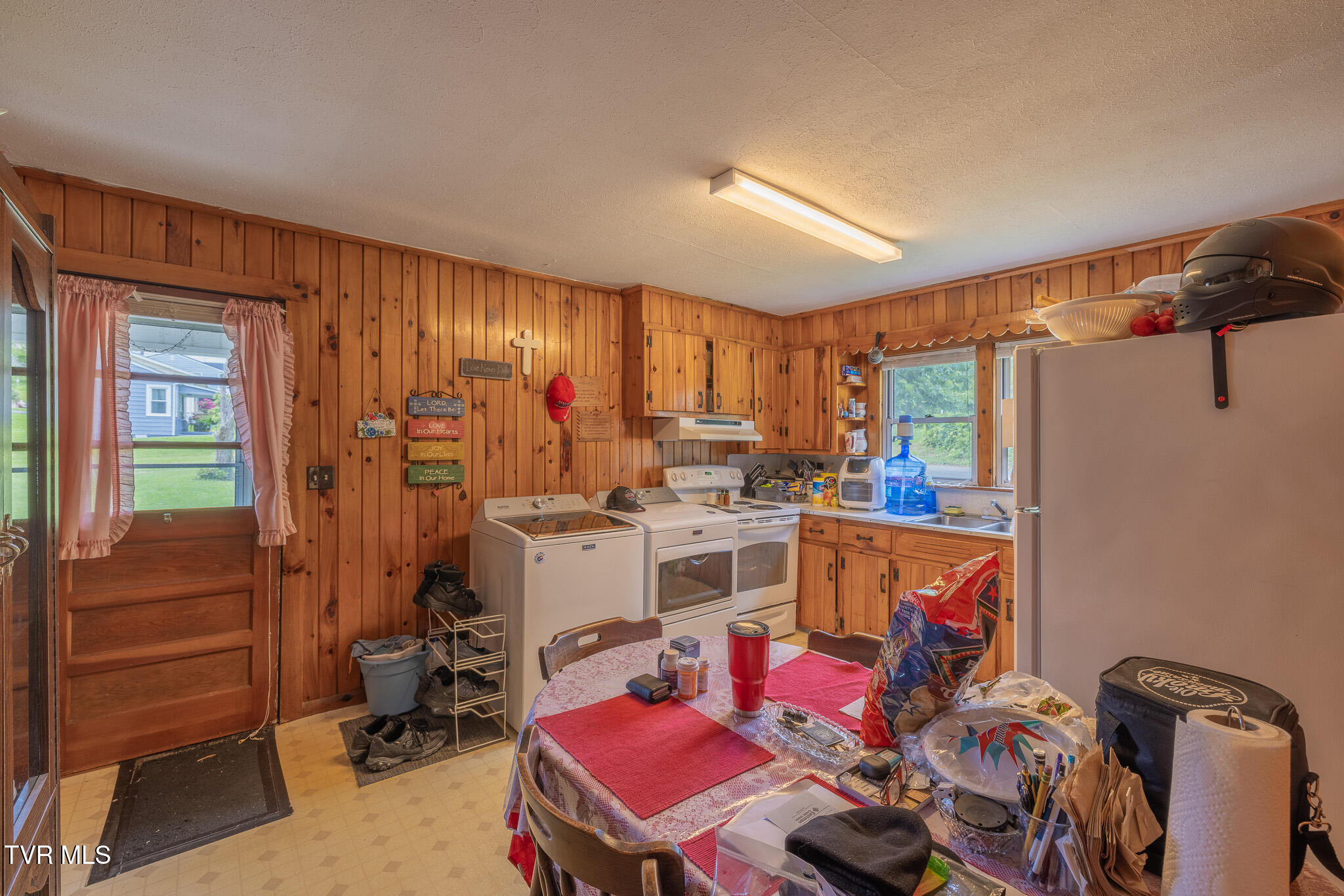 401 Crockett Street, Bristol, Virginia image 6