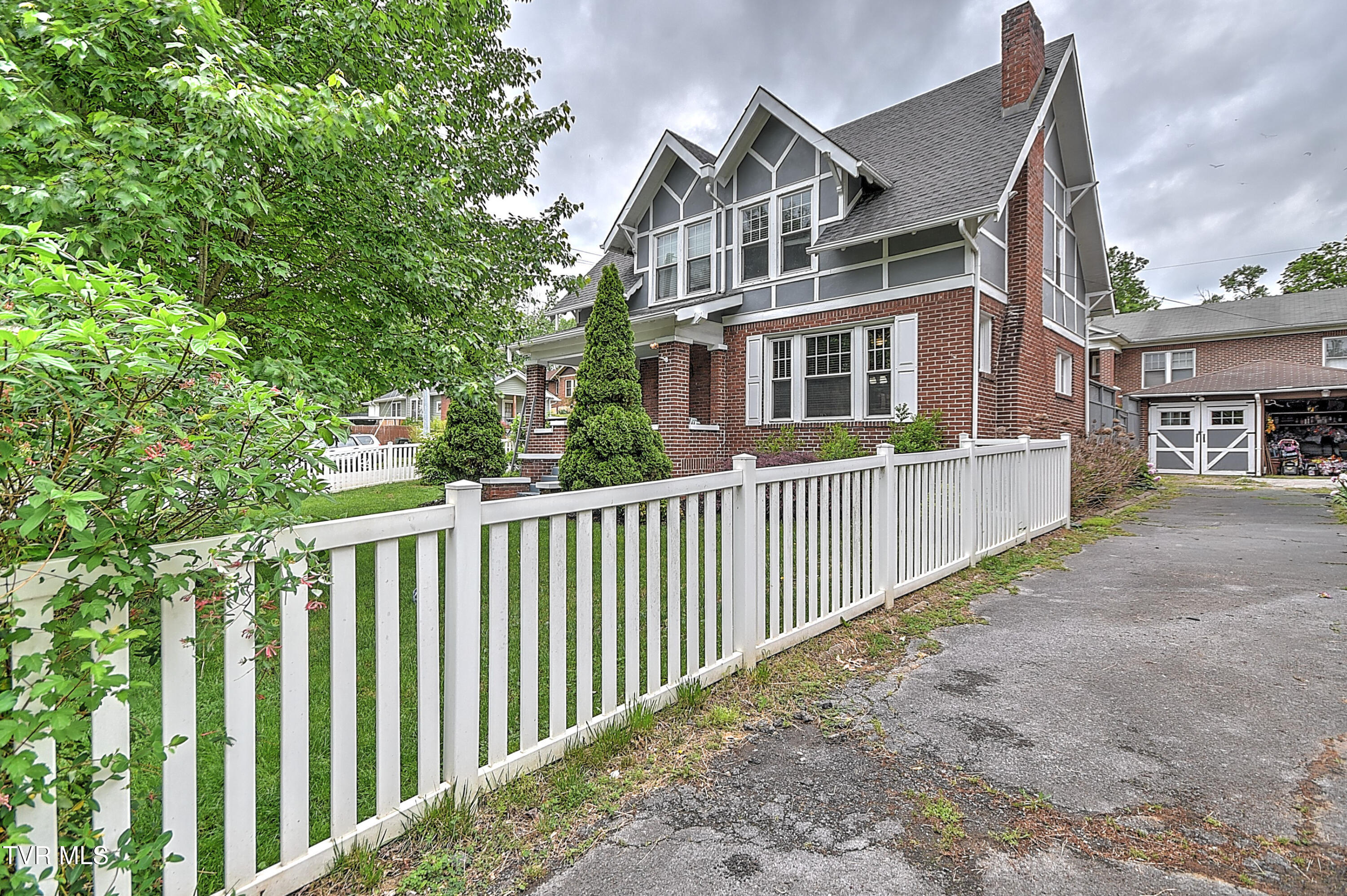 1125 Euclid Avenue