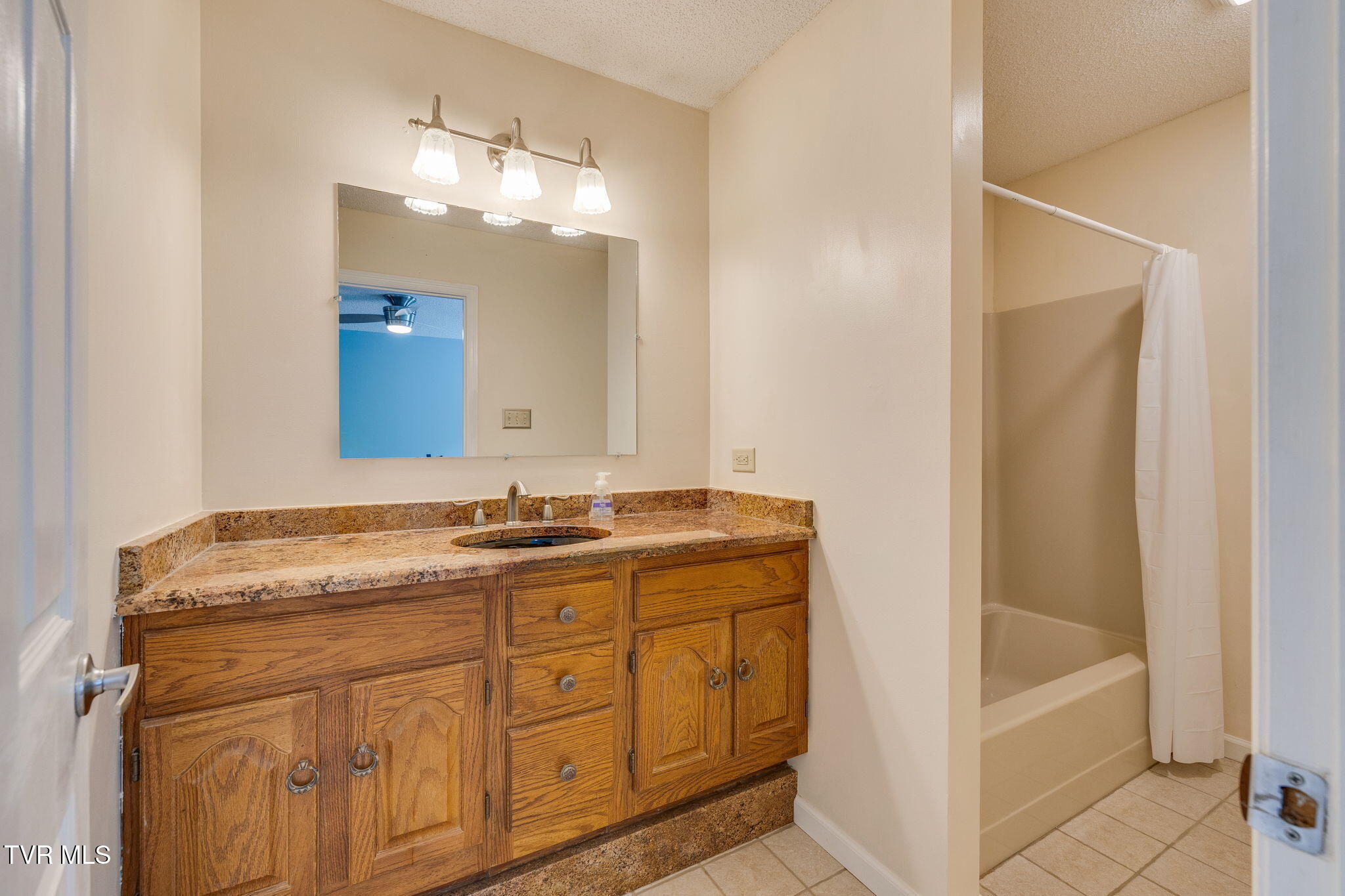 212 Old Castle Road, Kingsport, Tennessee image 29