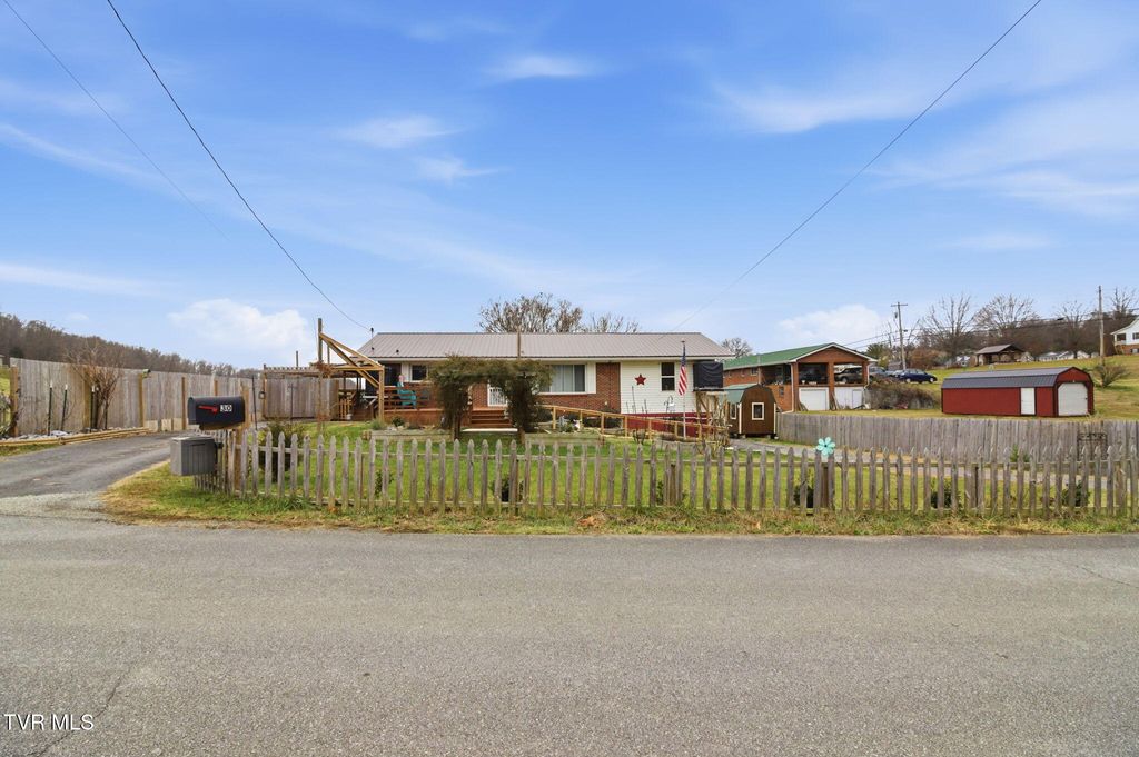 Photo of 30 Deerfoot Lane, Greeneville, TN 37743 (MLS # 9989118)