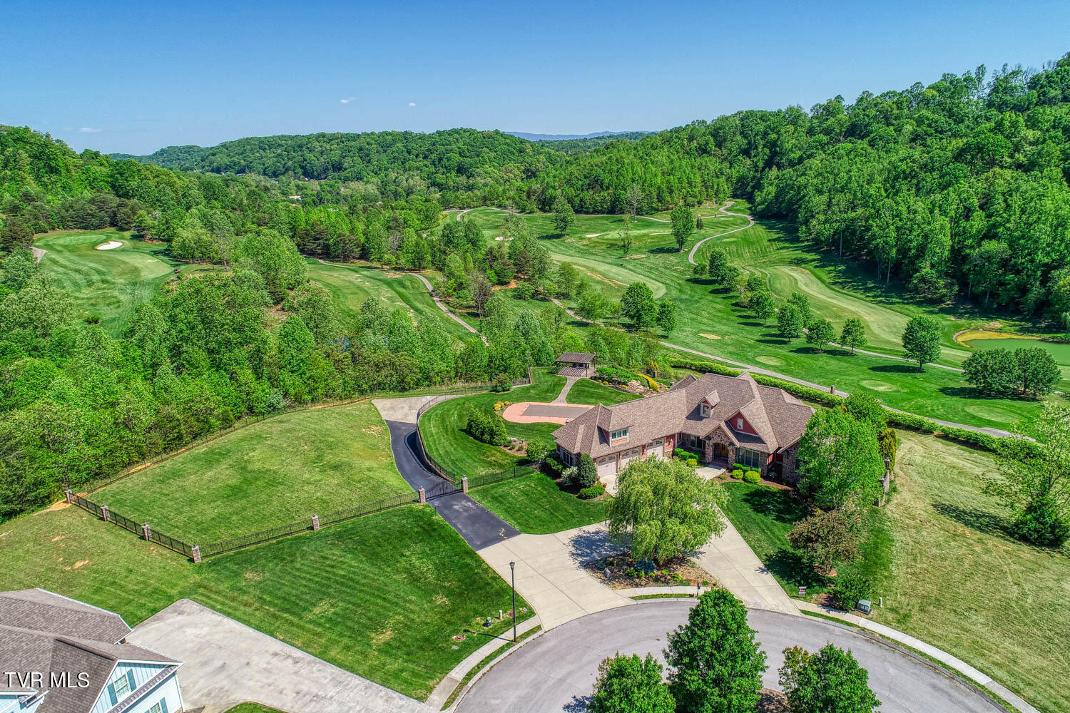 421 Golf Ridge Drive, Kingsport, Tennessee image 47