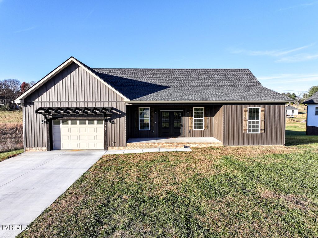 Photo of 210 Emperor Lane, Greeneville, TN 37743 (MLS # 9988282)