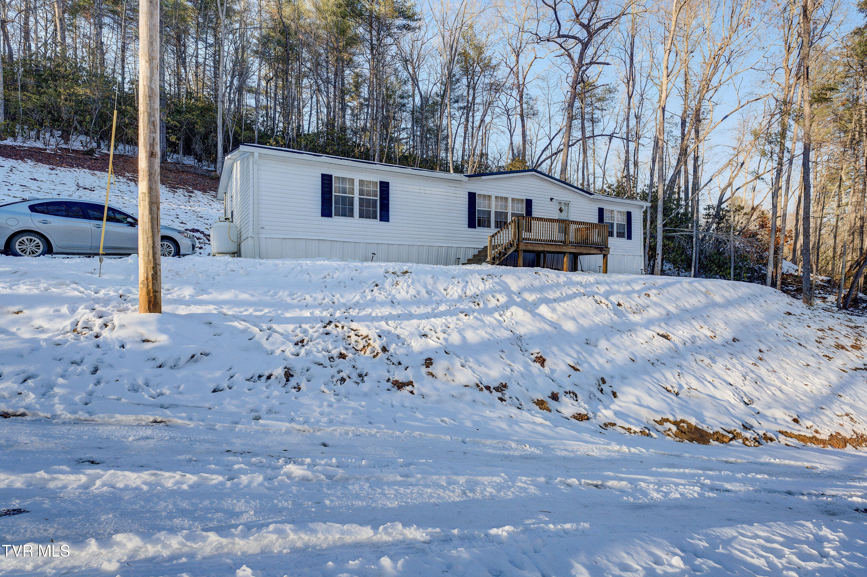 1720 Mining Town Road, Mountain City, Tennessee image 3