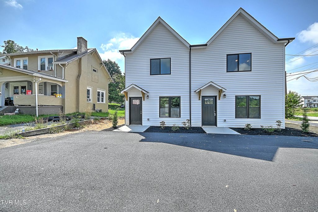 Photo of 1101 Rhode Island Avenue #1, Bristol, VA 24201 (MLS # 9991835)