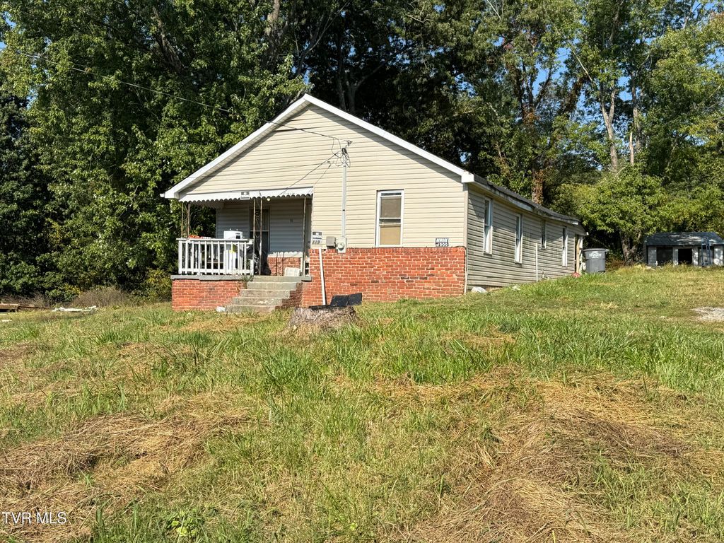 Photo of 119 Hillside Drive, Johnson City, TN 37601 (MLS # 9986756)
