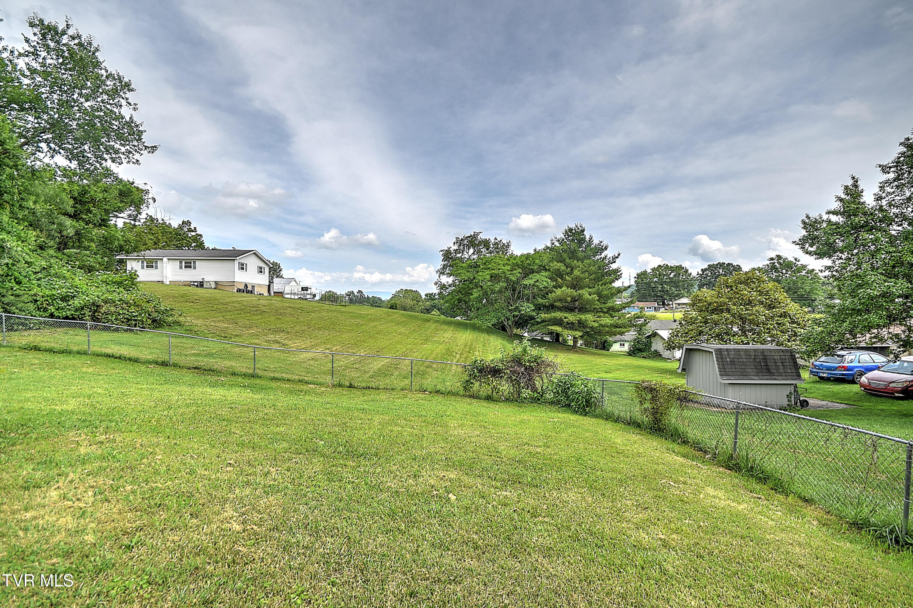 1026 Clark St Street, Bristol, Virginia image 36