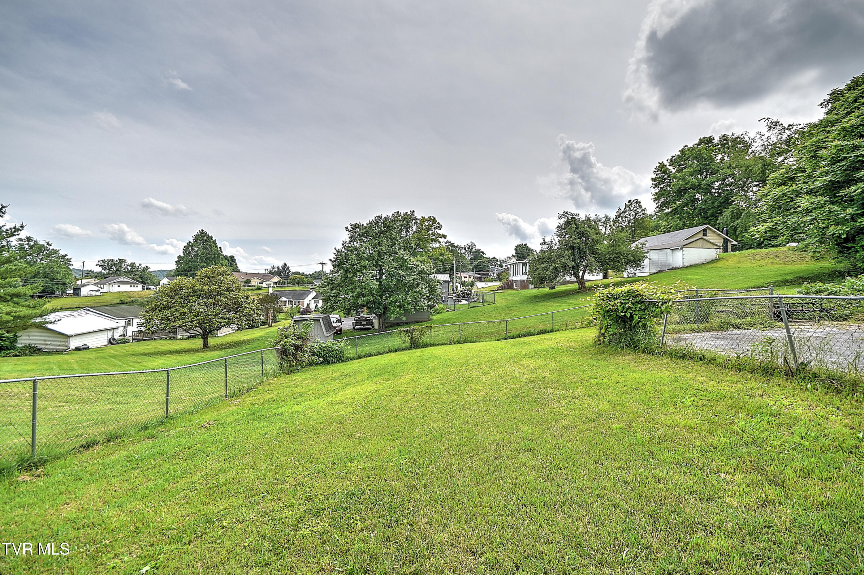 1026 Clark St Street, Bristol, Virginia image 33