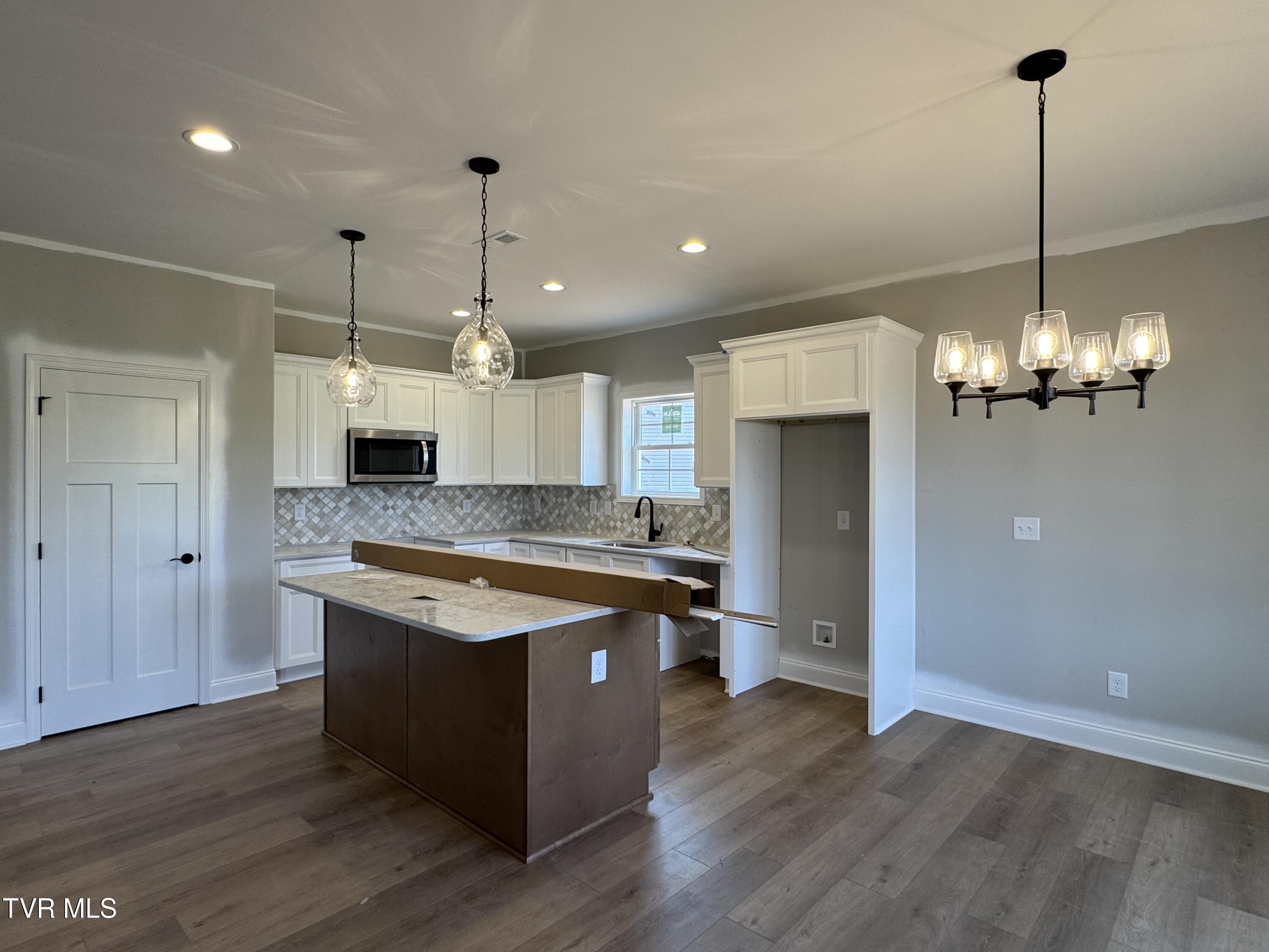 941 Daybreak Crest, Jonesborough, Tennessee image 7