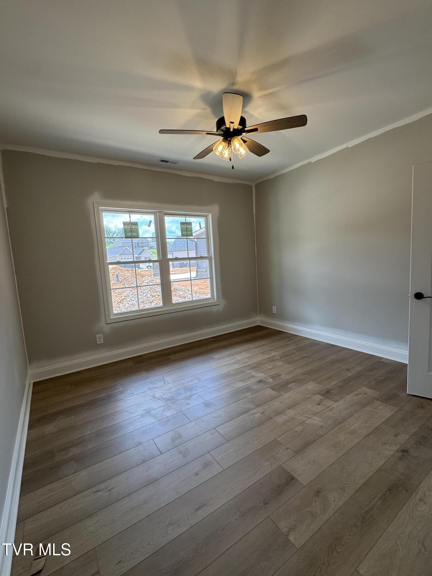 941 Daybreak Crest, Jonesborough, Tennessee image 16