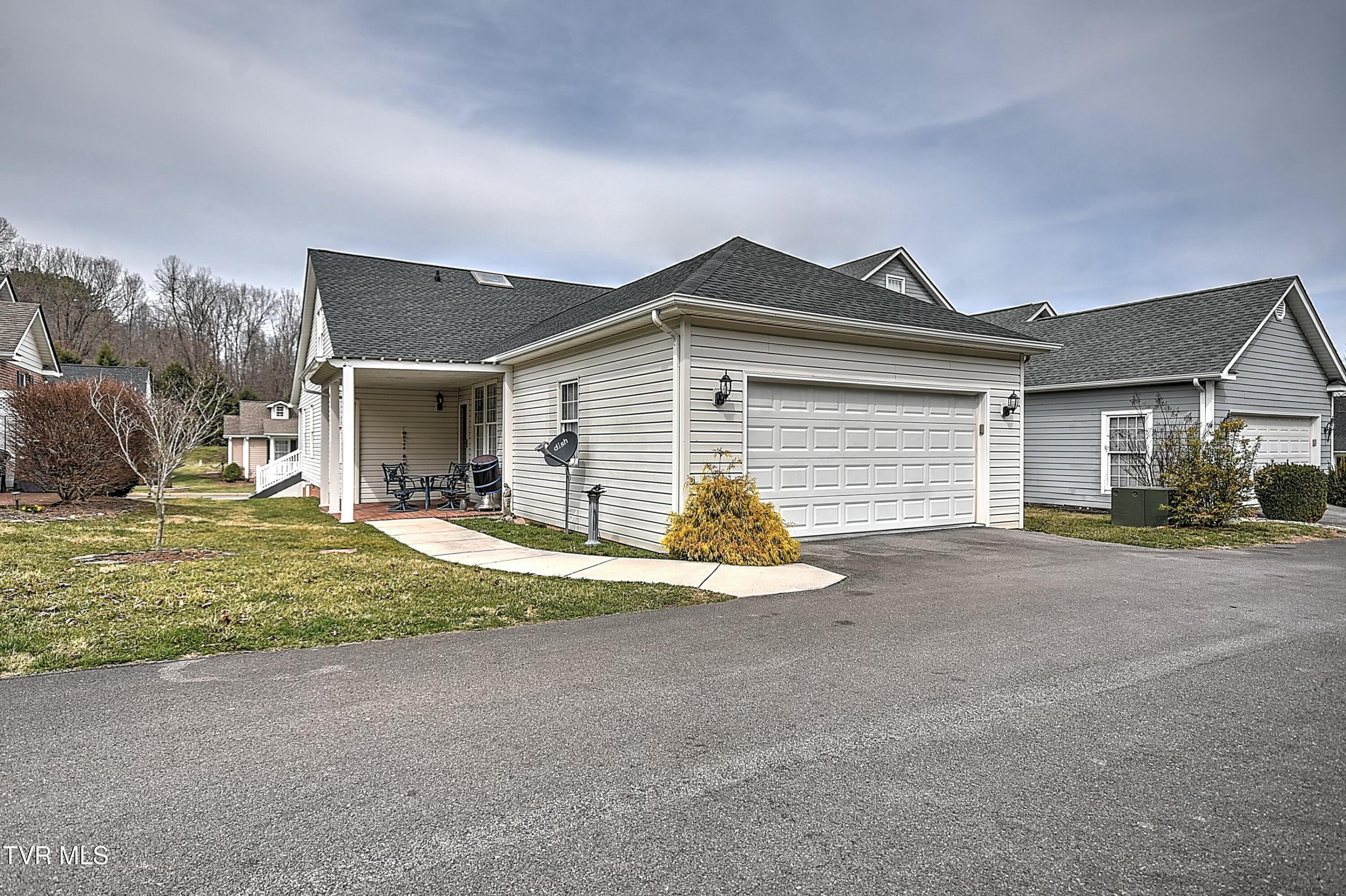 12626 Chesterfield Lane, Bristol, Virginia image 9