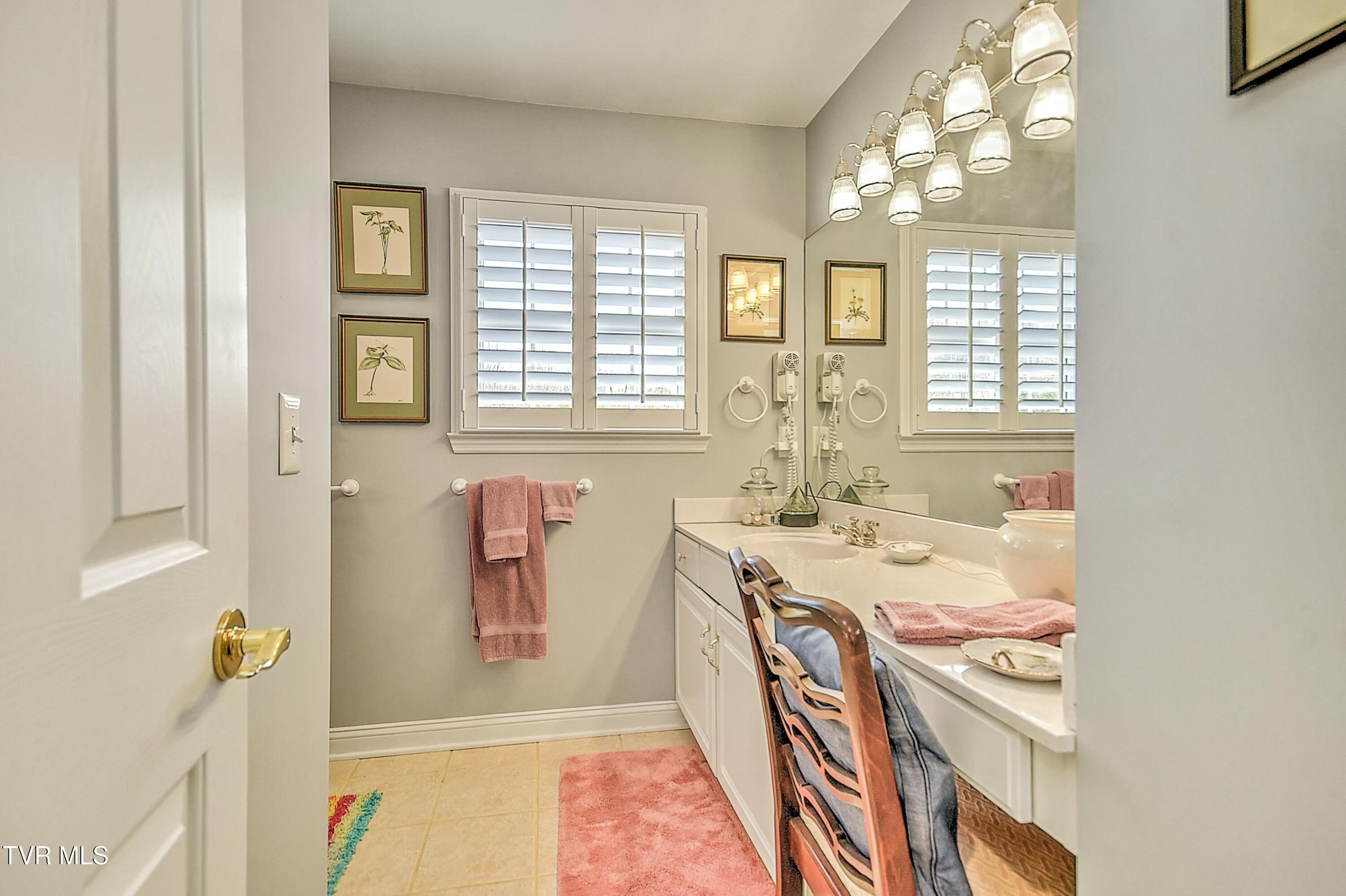 12626 Chesterfield Lane, Bristol, Virginia image 39