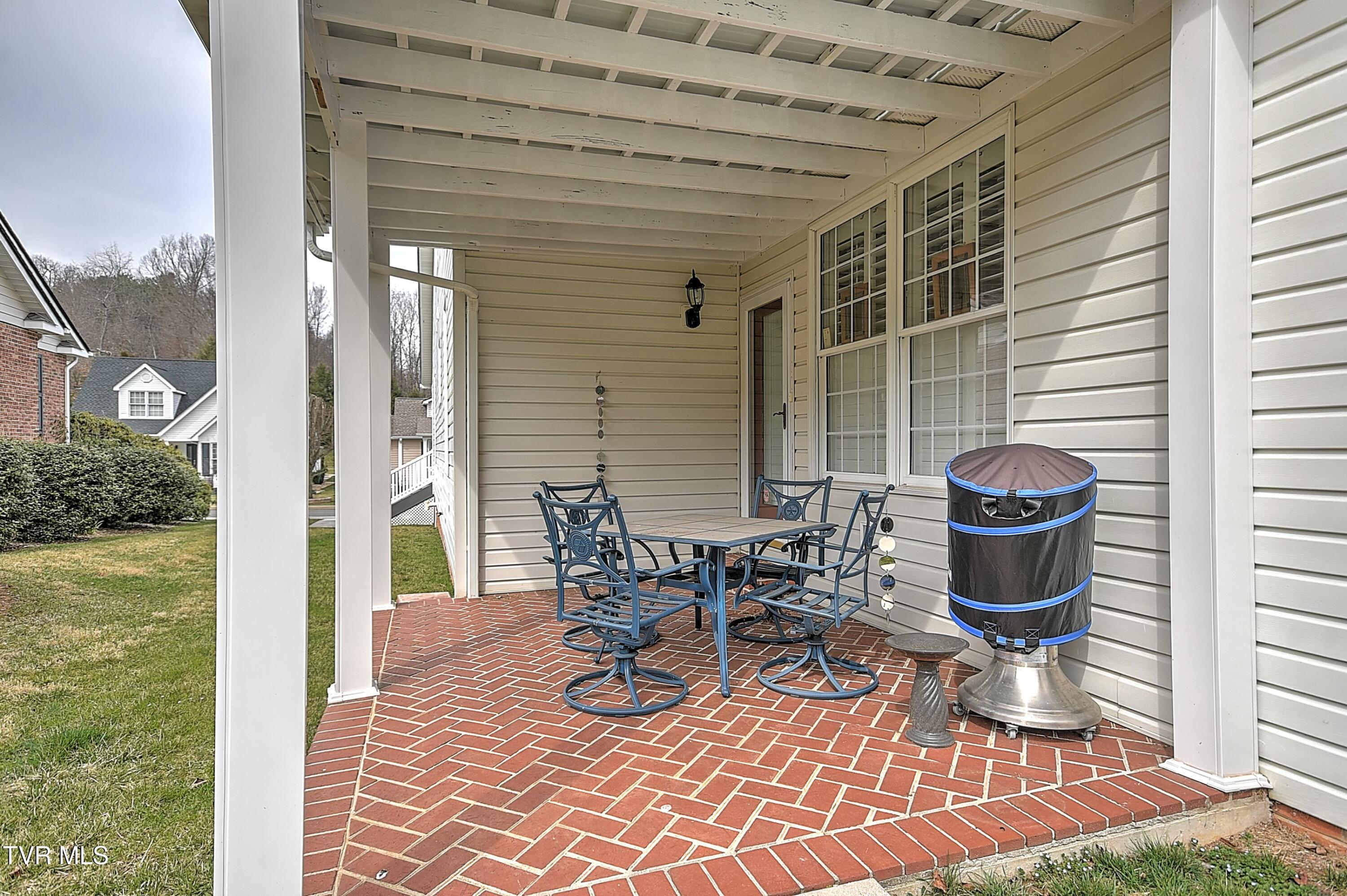 12626 Chesterfield Lane, Bristol, Virginia image 4