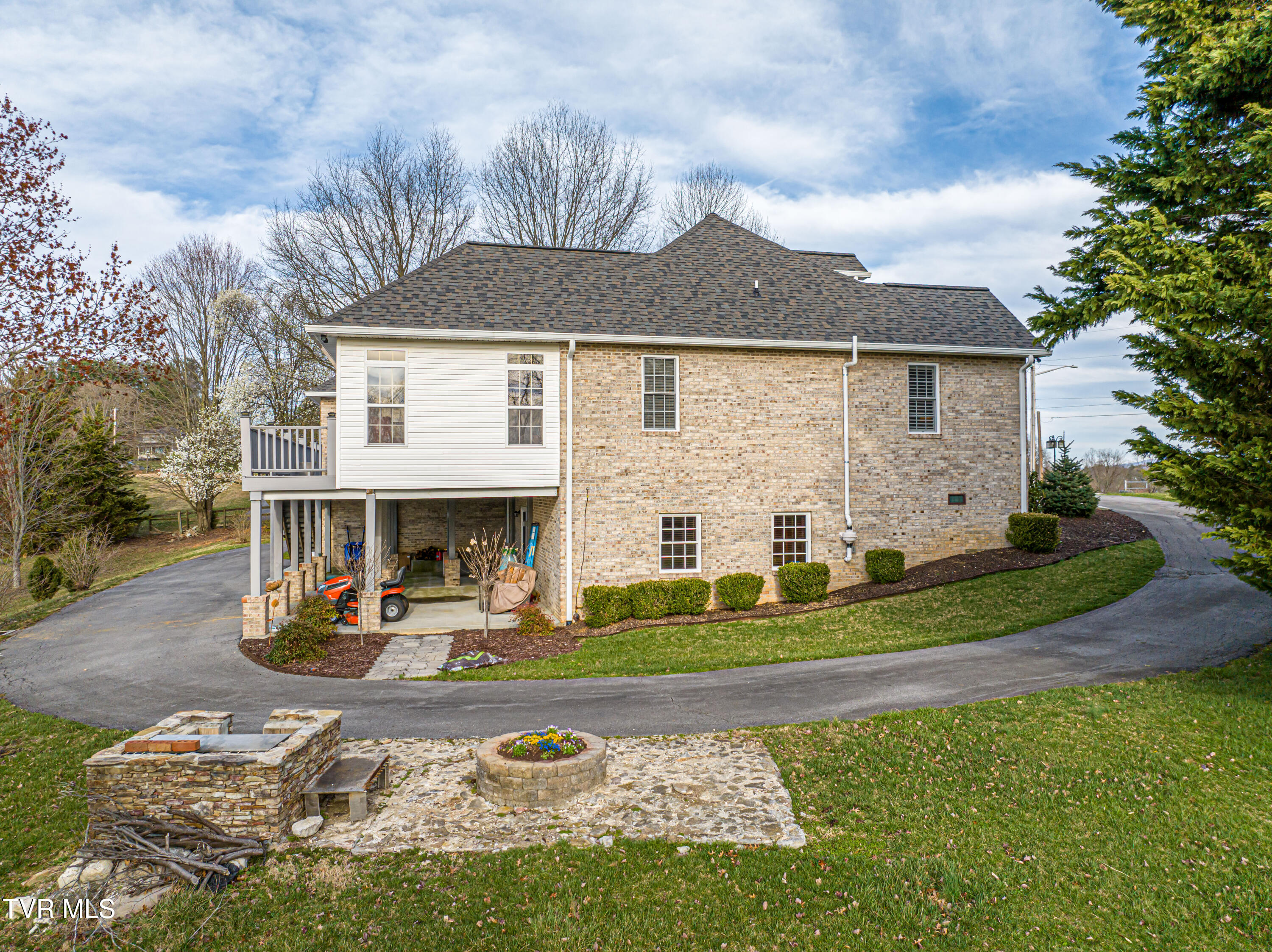 625 Locust Street, Abingdon, Virginia image 49