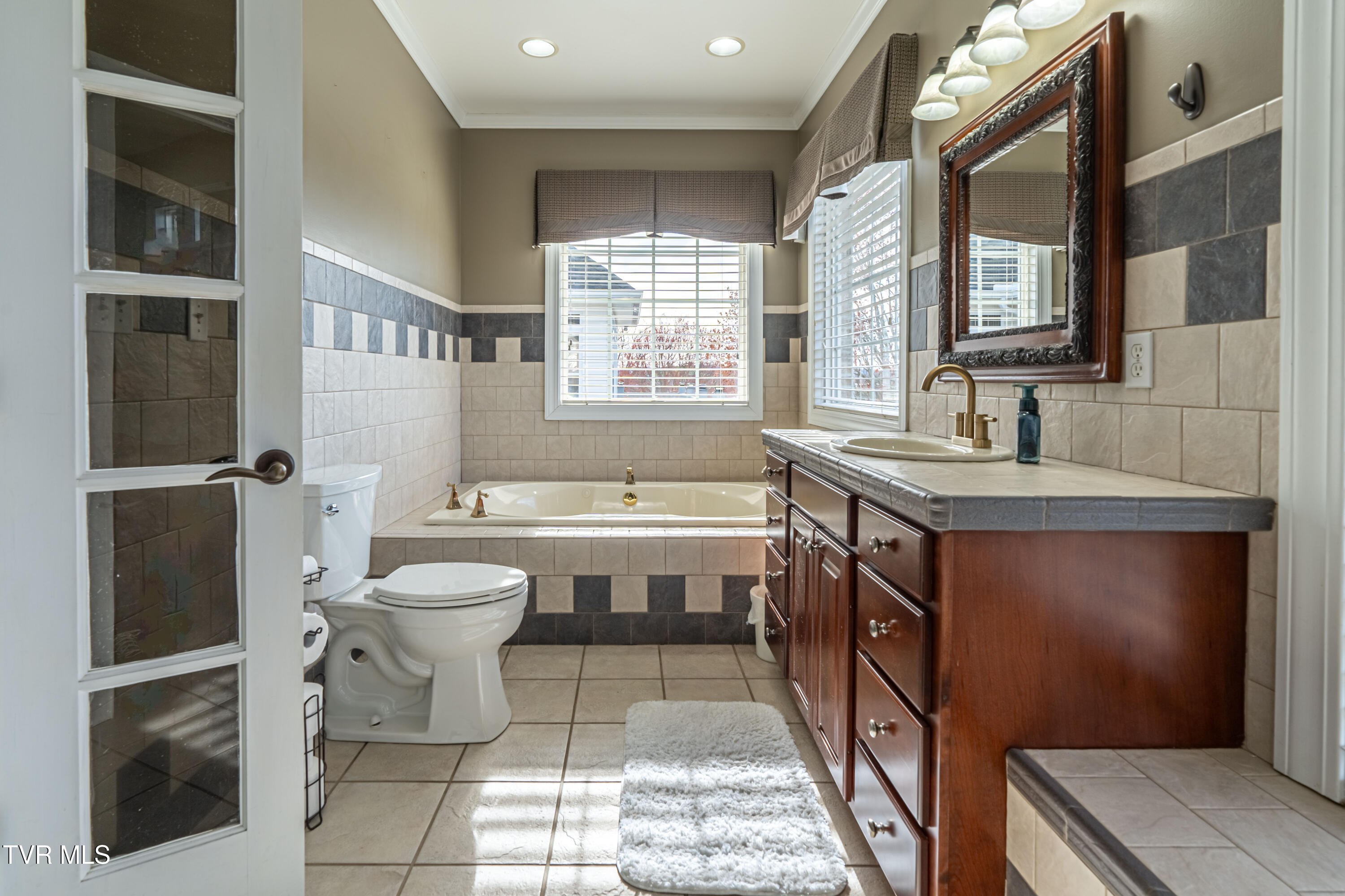 625 Locust Street, Abingdon, Virginia image 32