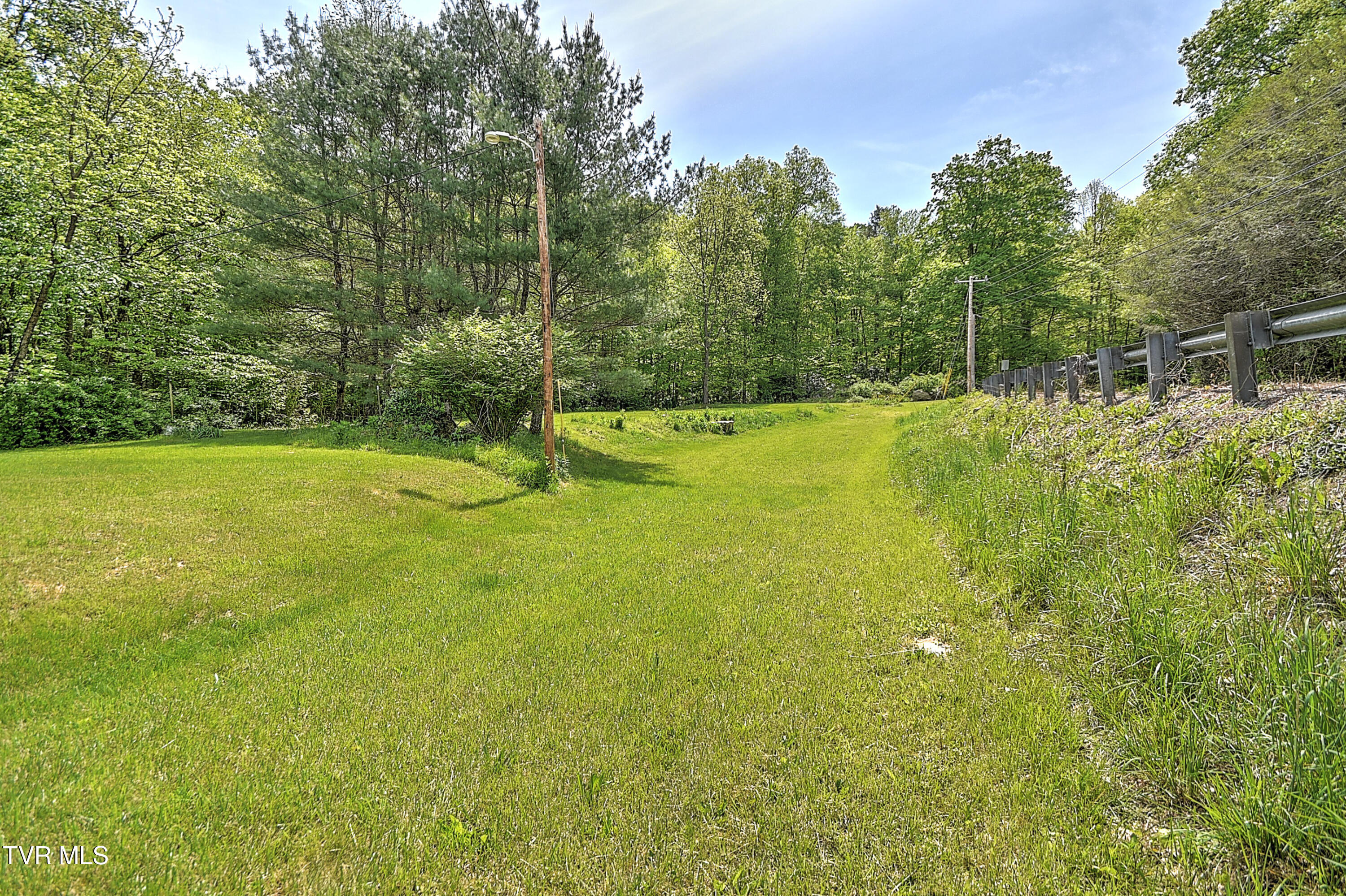 275 Tiger Creek Road