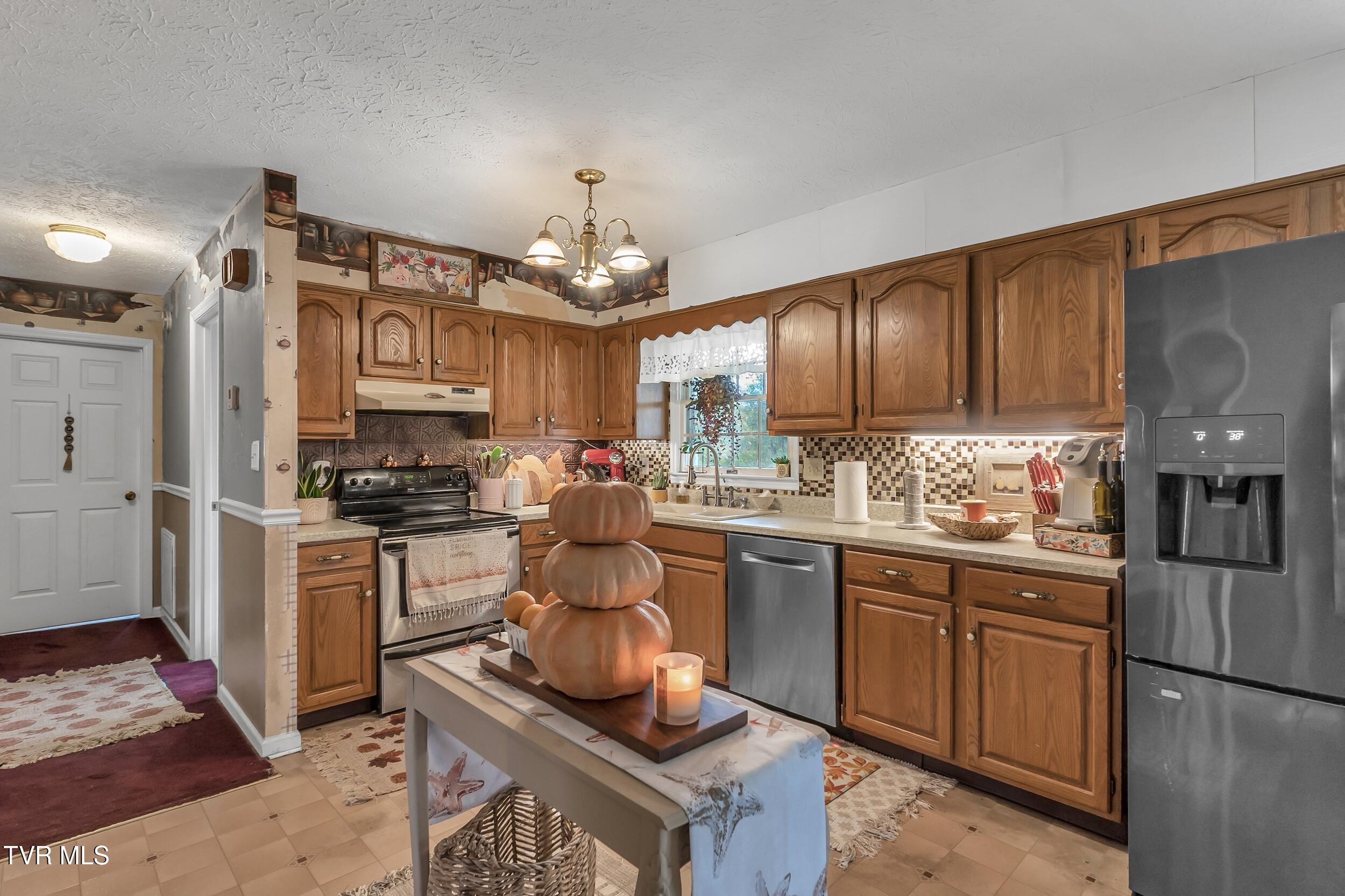 135 Minton Hollow Road, Elizabethton, Tennessee image 22