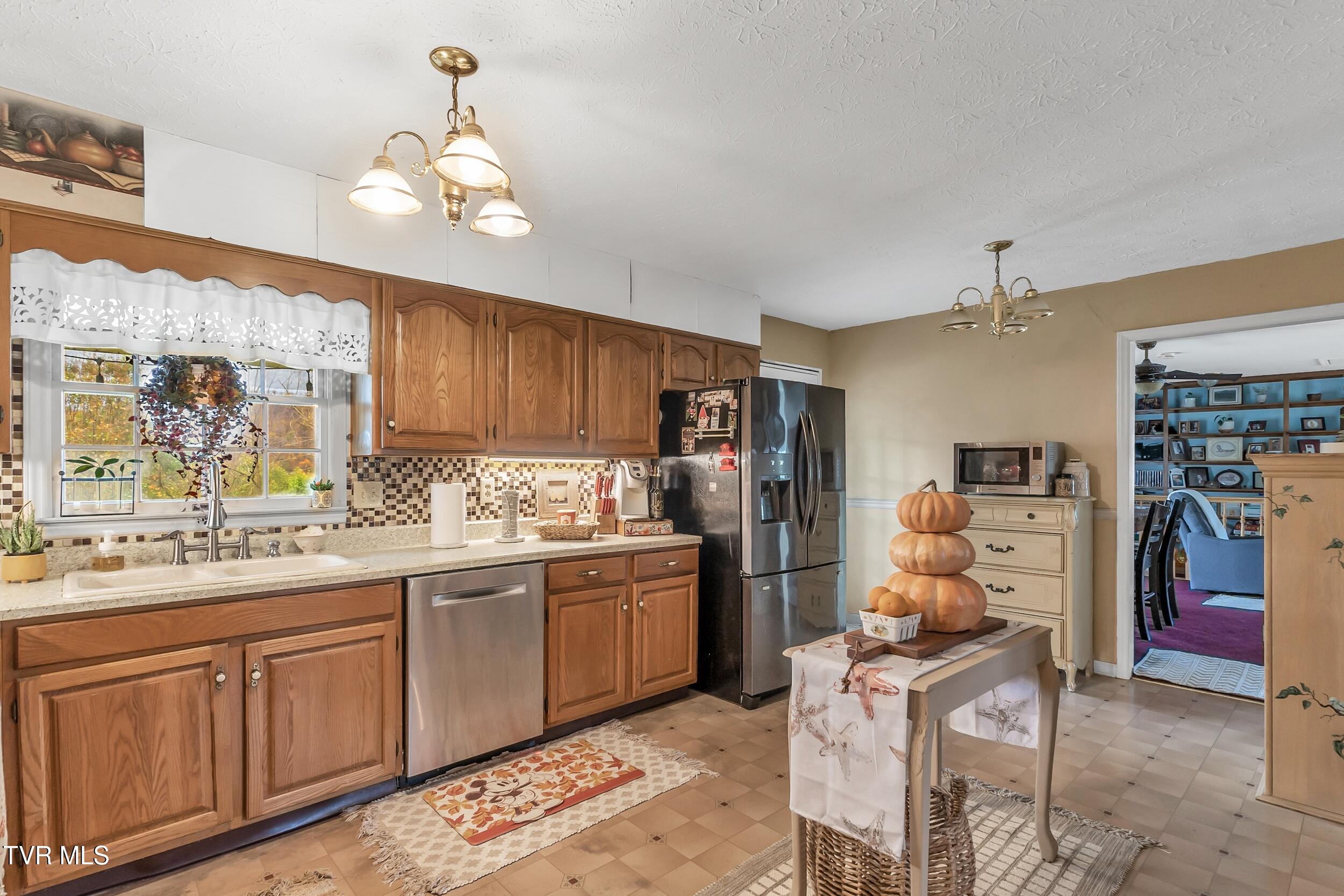 135 Minton Hollow Road, Elizabethton, Tennessee image 19