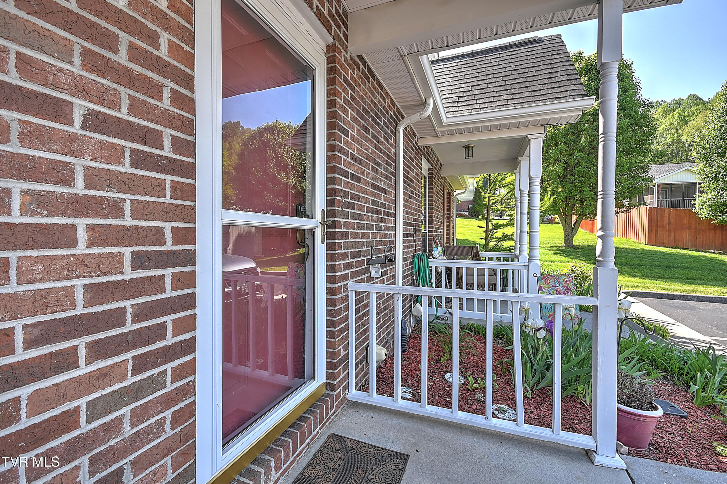 210 Spring Street #B4, Blountville, Tennessee image 5