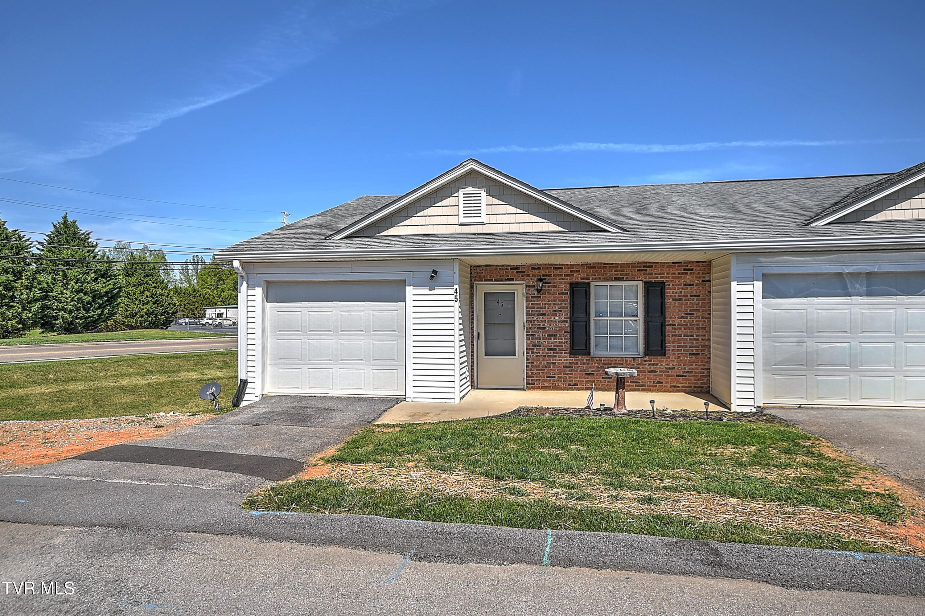 2518 Plymouth TH