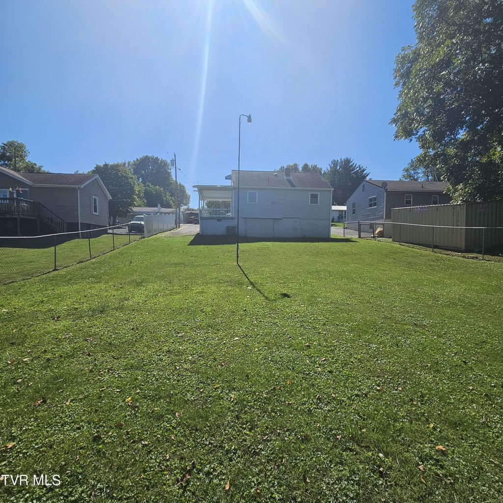 Photo of 312 Central Street, Johnson City, TN 37604 (MLS # 9987027)