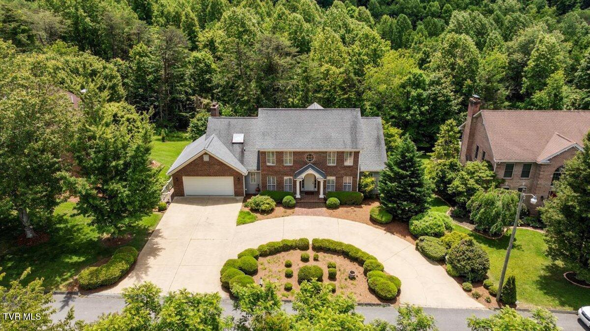 121 Queensgate, Bristol, Tennessee image 2