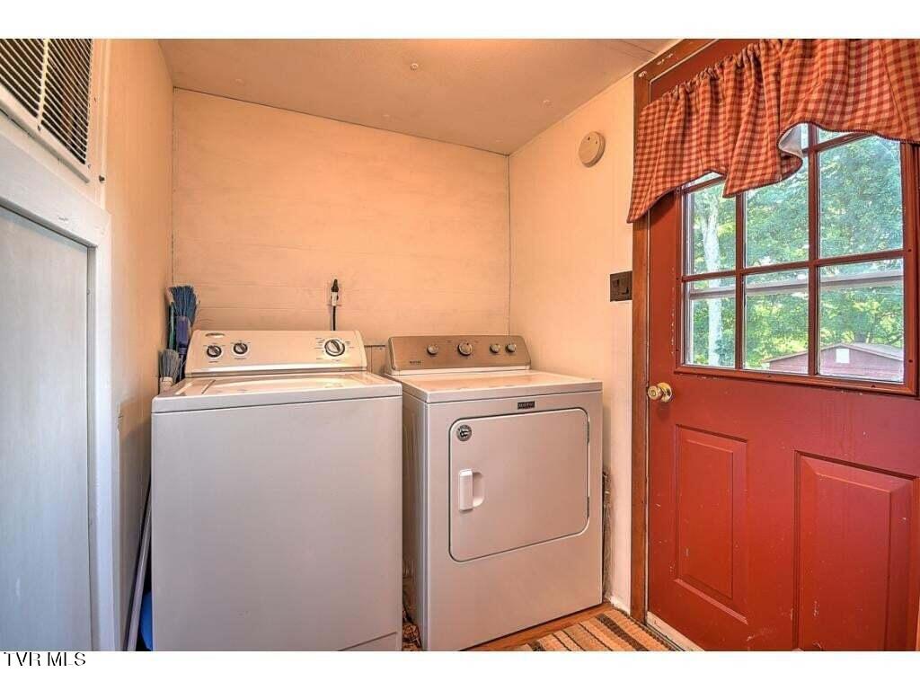 5596 Twin Springs Rd Rd, Dungannon, Virginia image 20