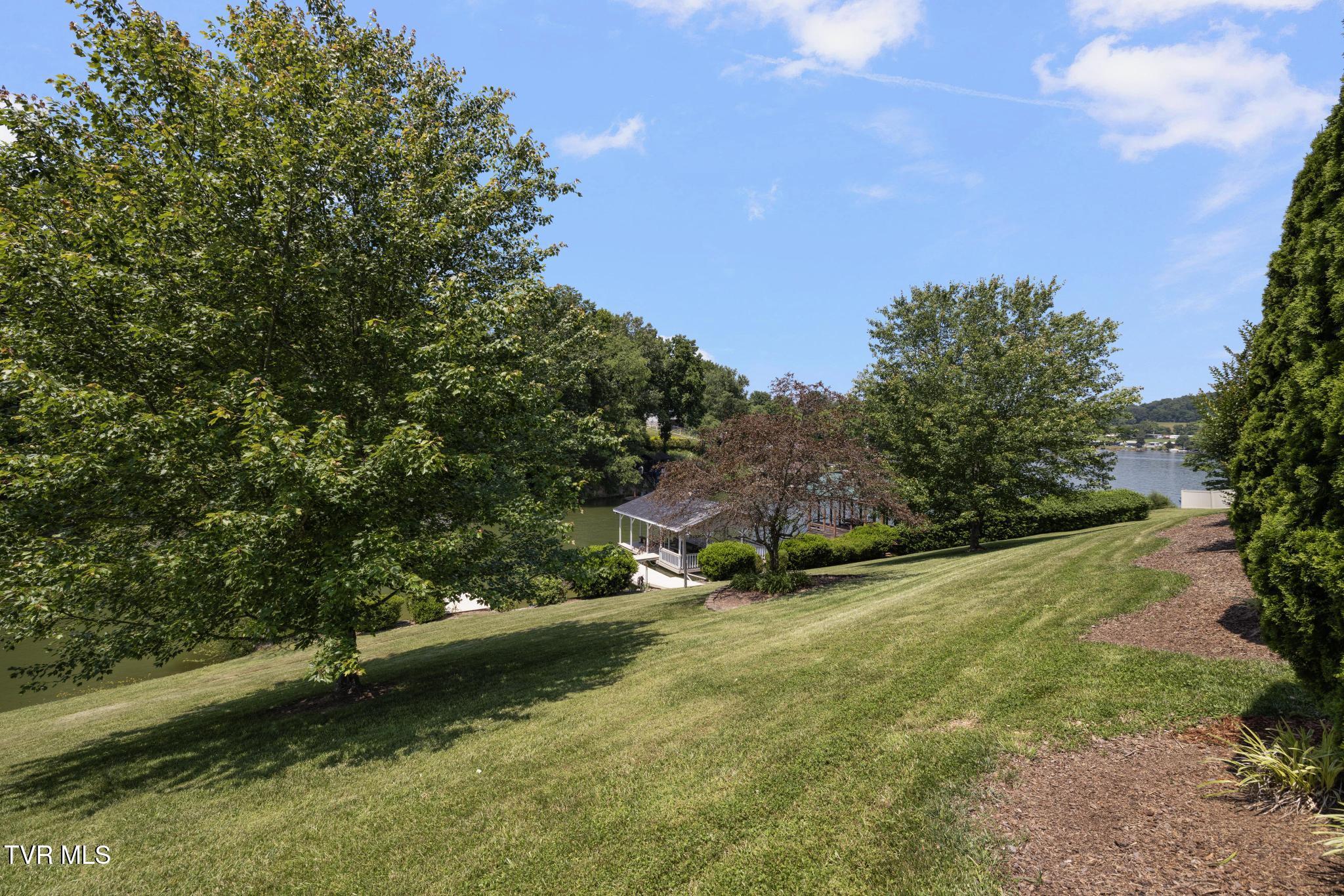 258 Cross Anchor Place, Piney Flats, Tennessee image 48