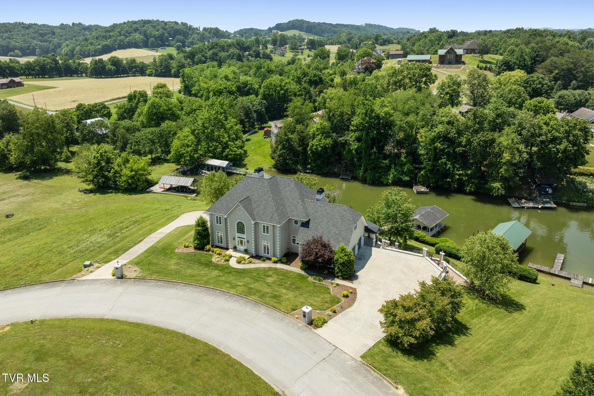 258 Cross Anchor Place, Piney Flats, Tennessee image 3