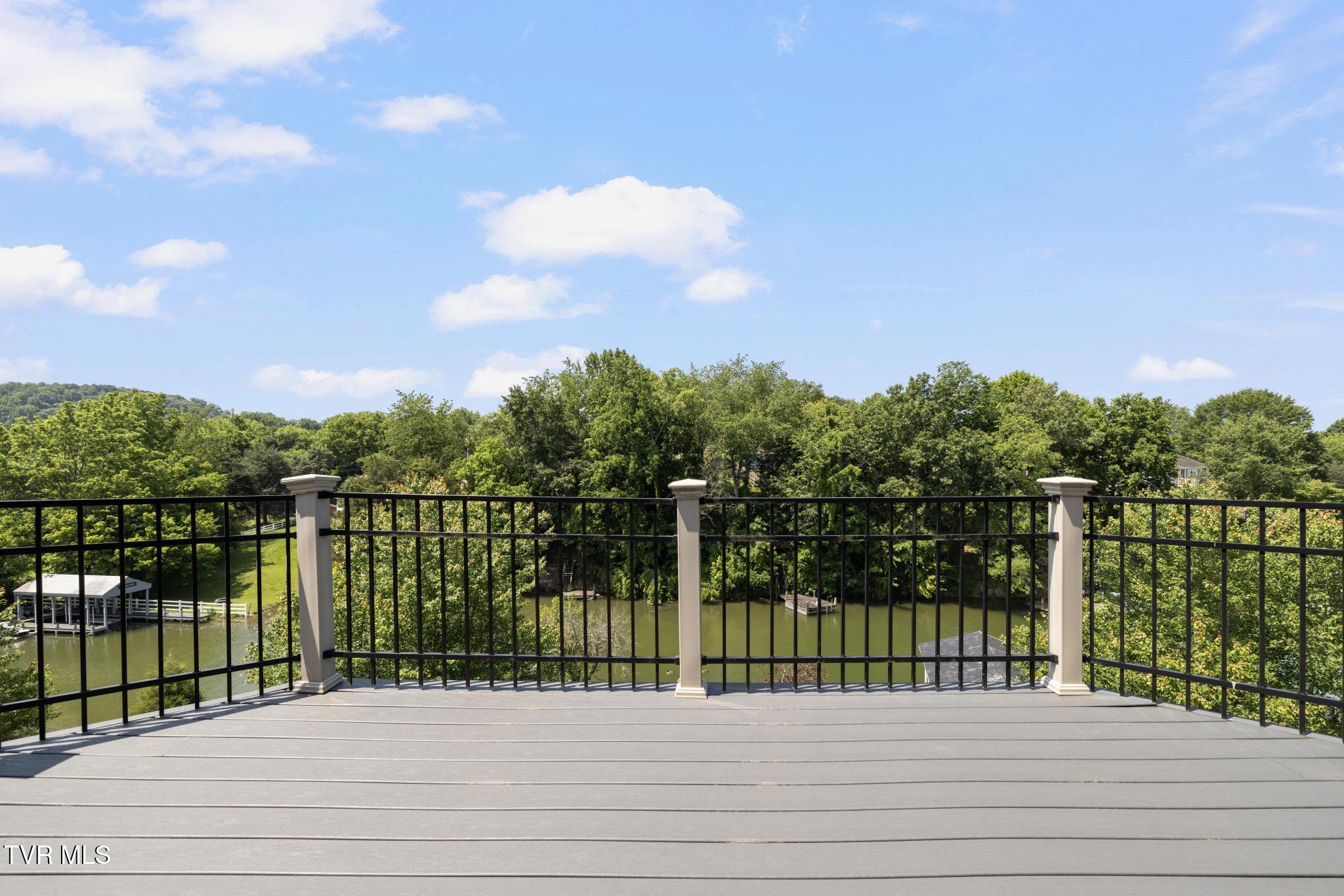 258 Cross Anchor Place, Piney Flats, Tennessee image 10