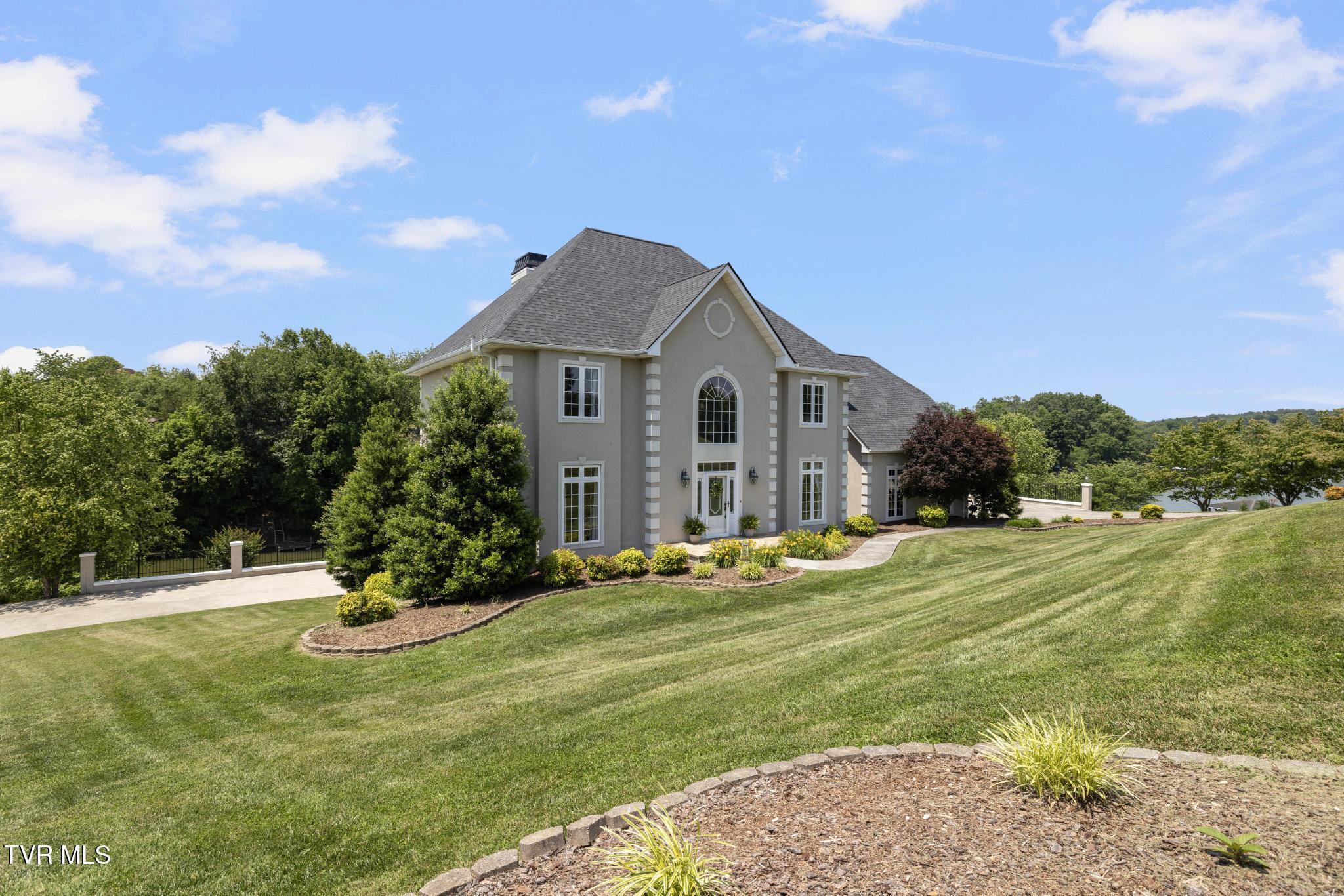 258 Cross Anchor Place, Piney Flats, Tennessee image 2