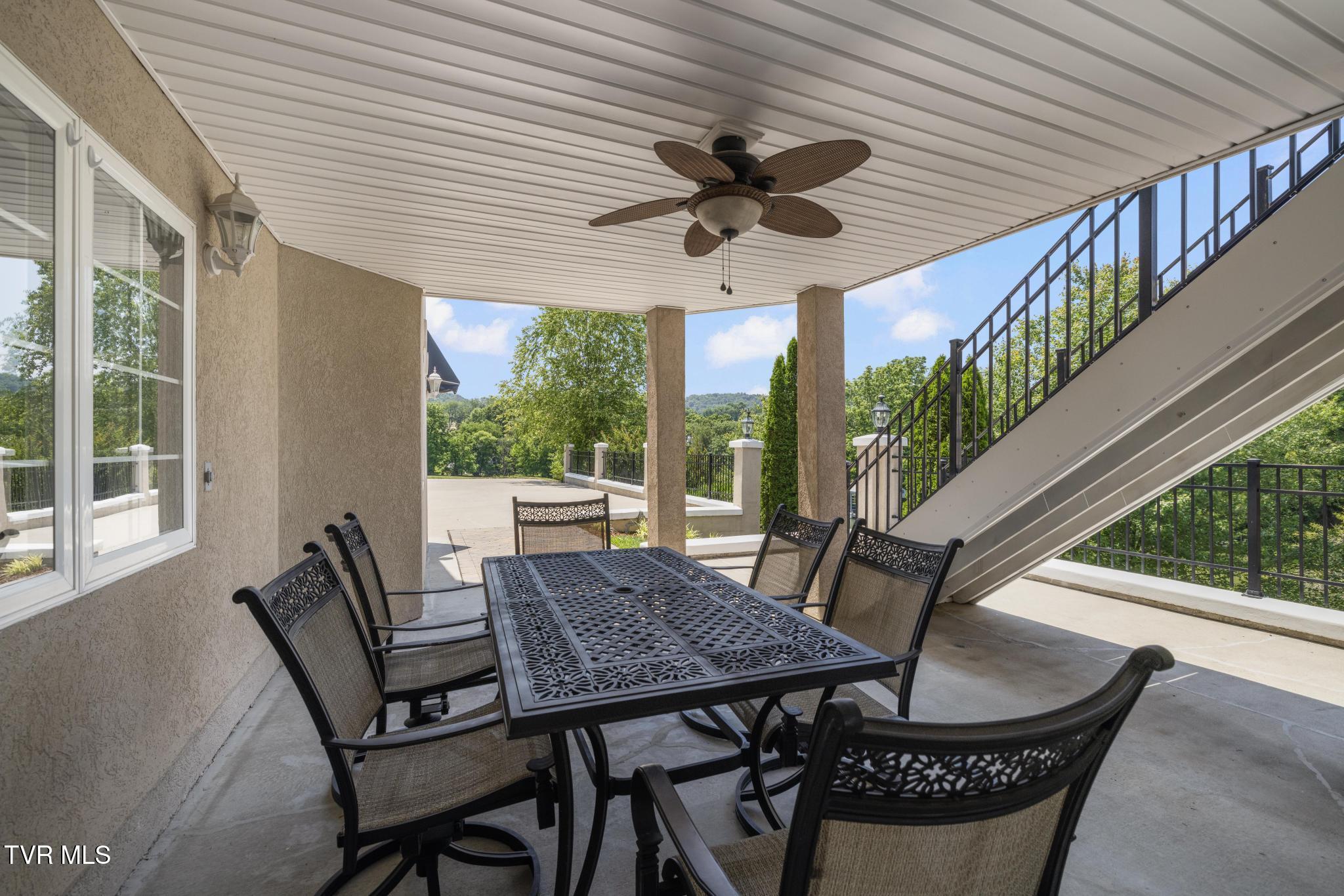 258 Cross Anchor Place, Piney Flats, Tennessee image 14
