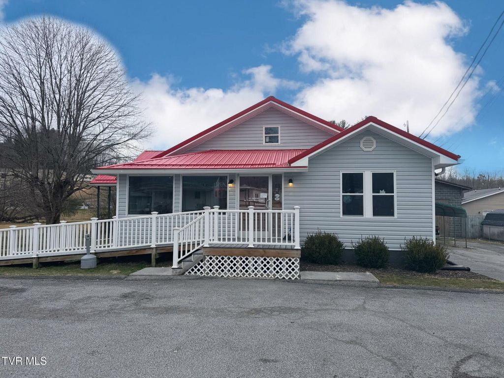 Photo of 404 Hurricane Road, Wise, VA 24293 (MLS # 9990521)