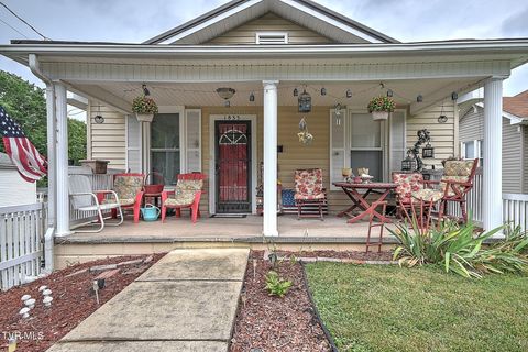 Photo of 1833 Anderson Street, Bristol, TN 37620 (MLS # 9997172)