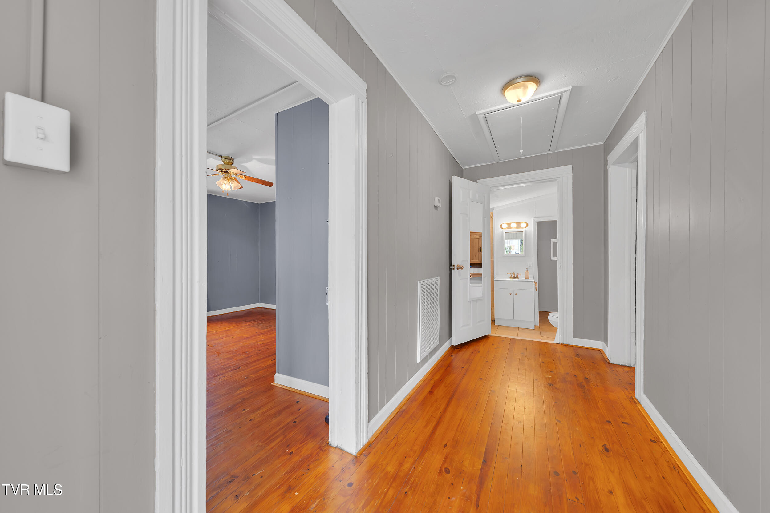 382 Texas Avenue, Bristol, Virginia image 8