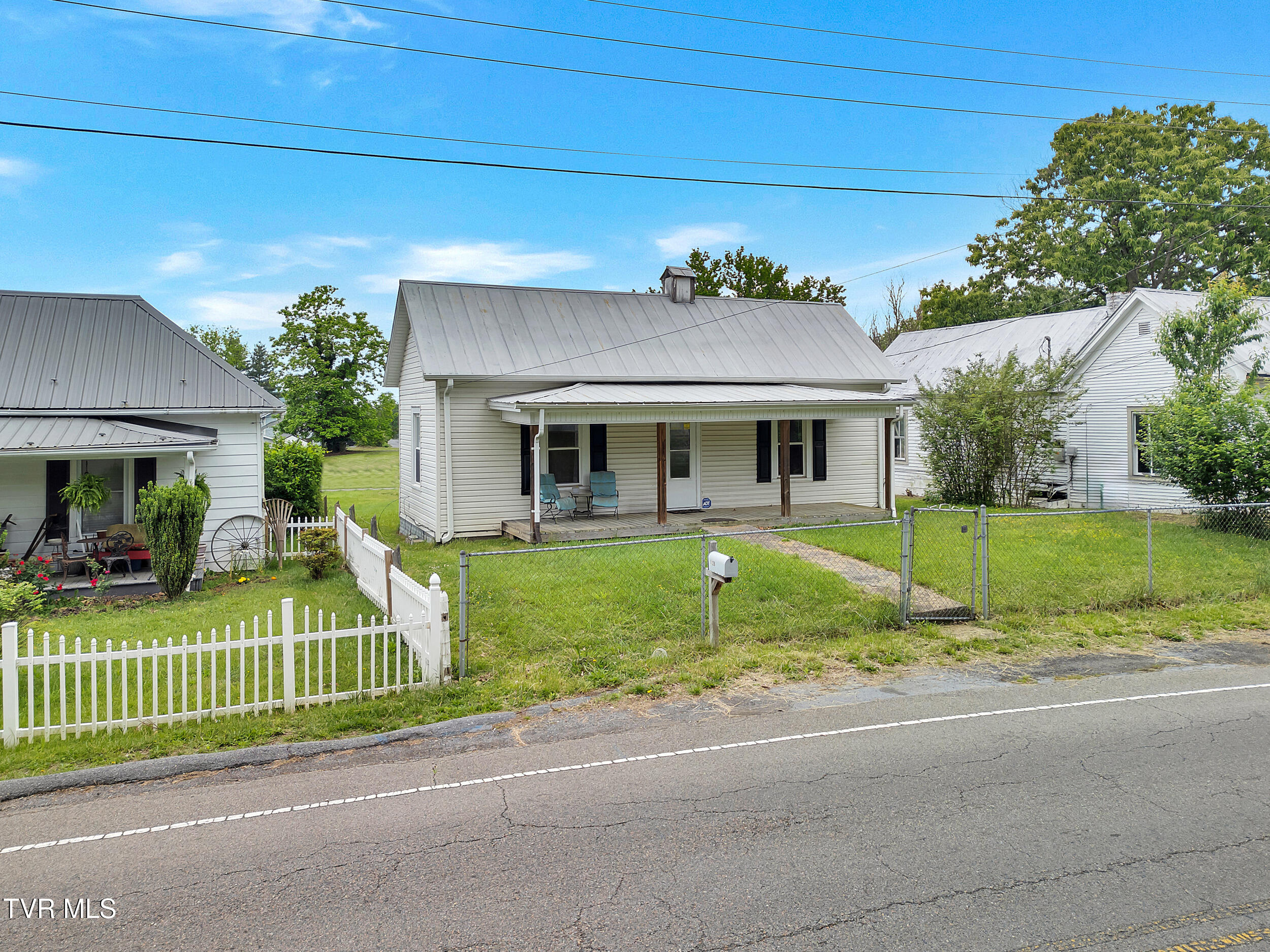 382 Texas Avenue, Bristol, Virginia image 3