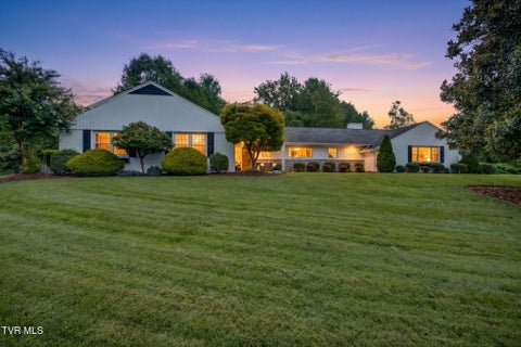 Photo of 1401 Crescent Drive, Kingsport, TN 37664 (MLS # 10000680)